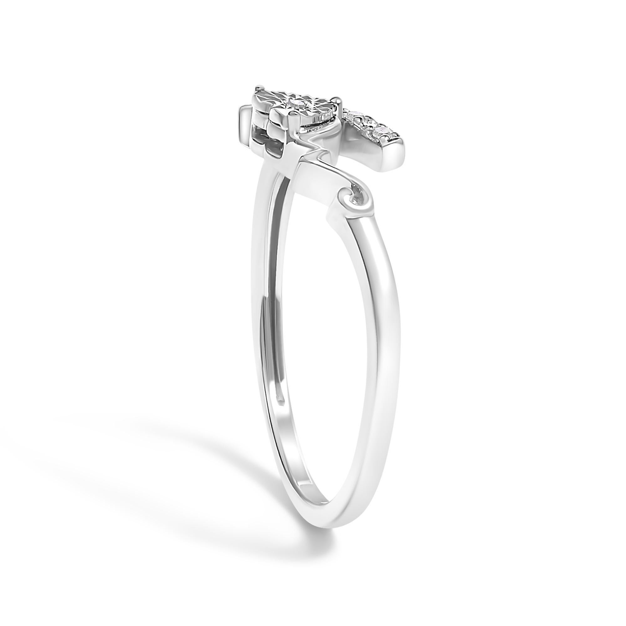 Taille ronde .925 Argent Sterling Bague en forme de coeur 