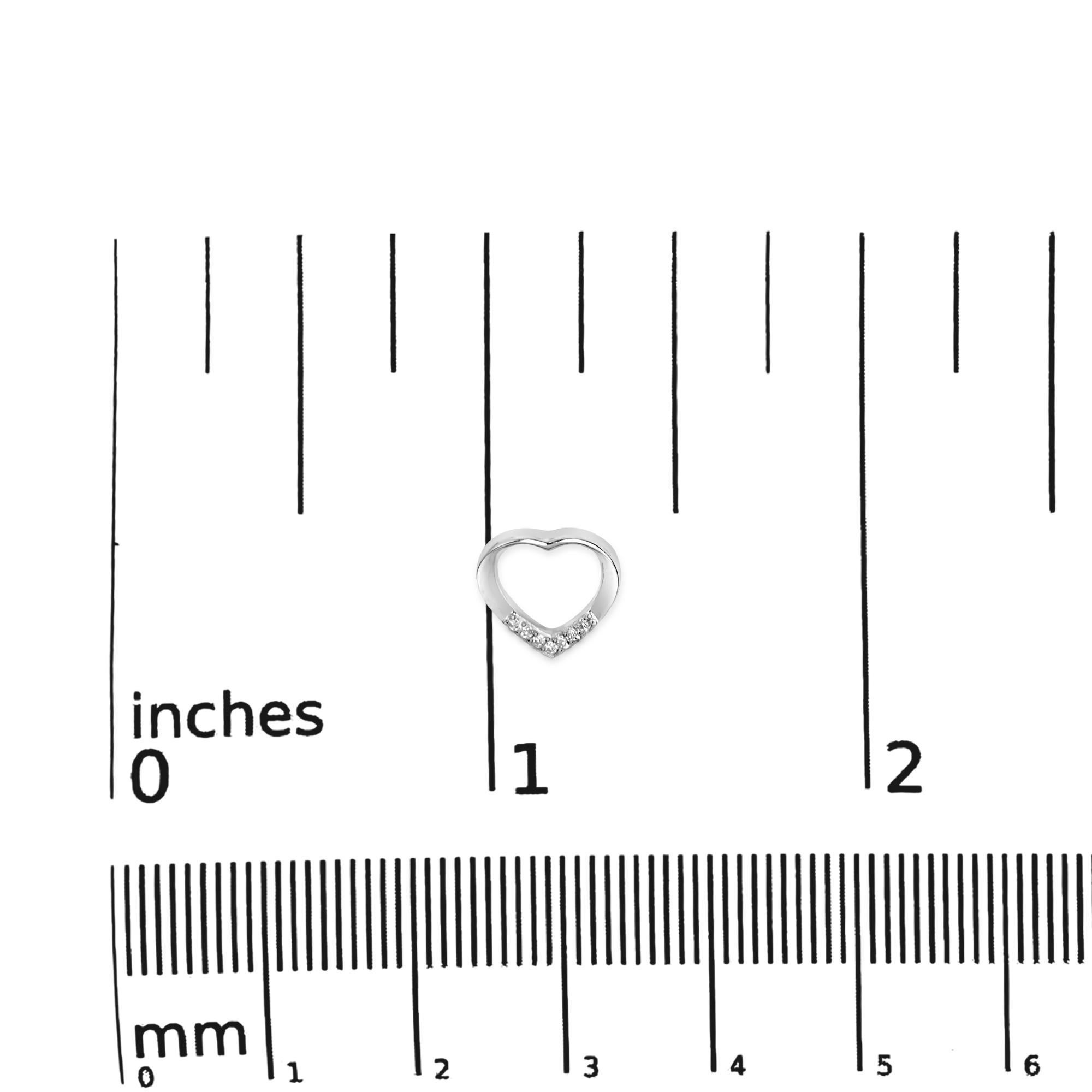 Orecchini a cuore aperti con diamanti in argento 925 In condizioni Nuovo a New York, NY