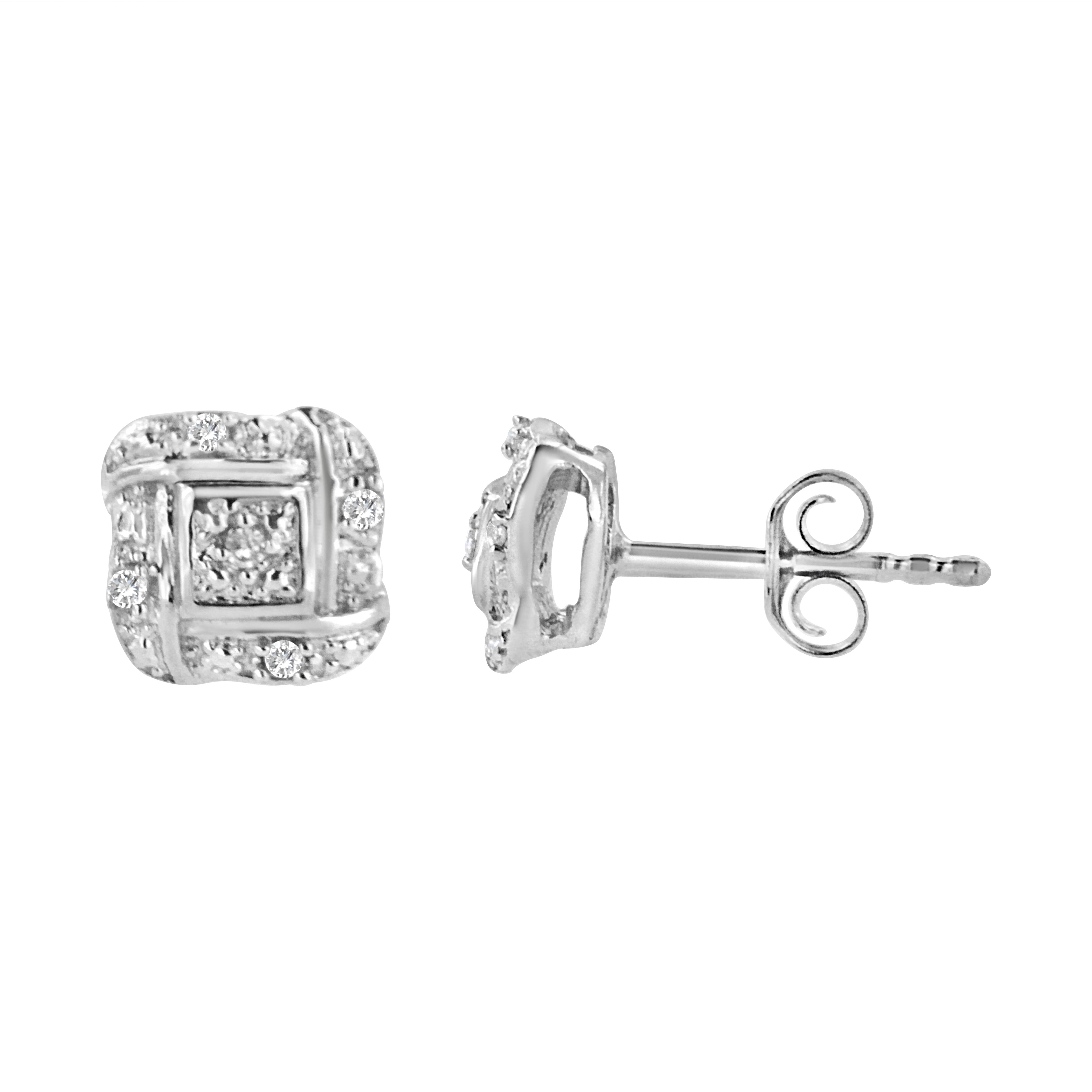 Contemporain Clous d'oreilles à nœuds carrés en argent sterling avec diamants de 0,925 carat en vente