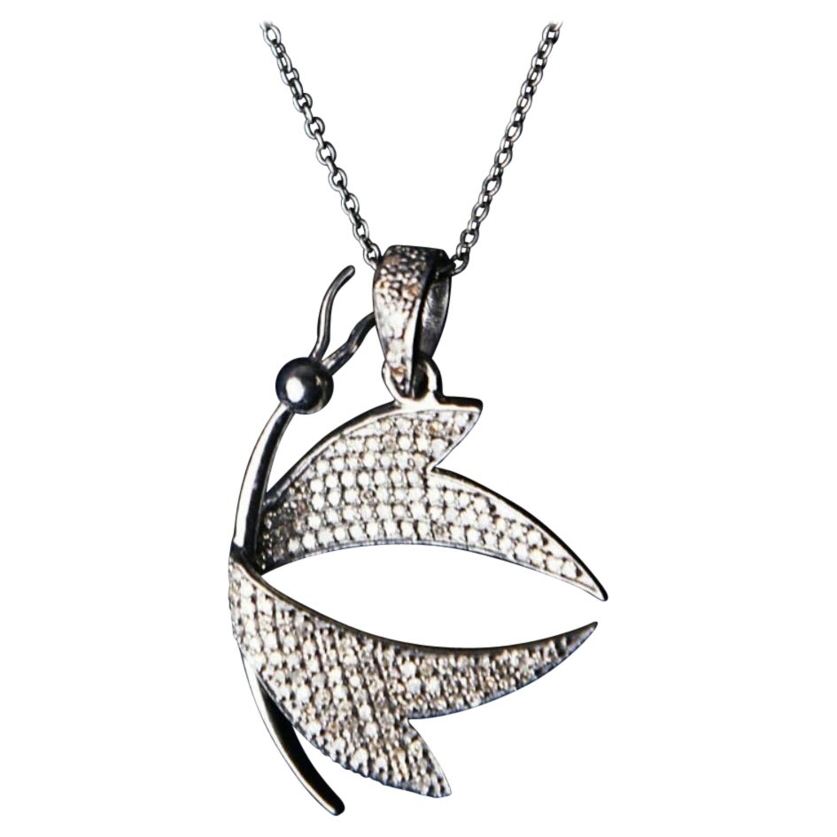925 Sterling Silver Diamond Butterfly Necklace Natural Diamond Insect Necklace. For Sale