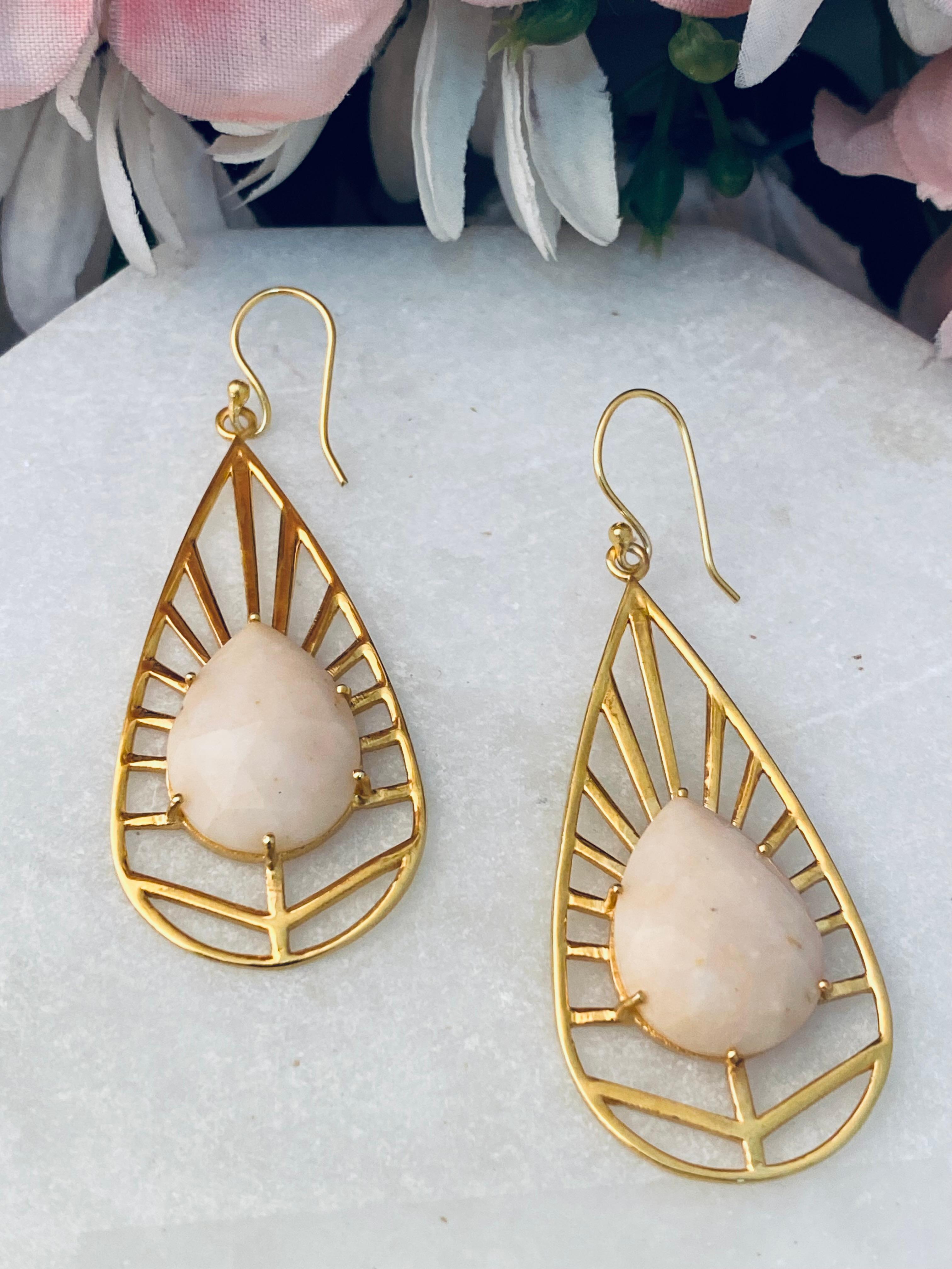 Contemporary 925 Sterling Silver earring, Natural Pink Opal Leaf Design Handmade Dangle For Sale