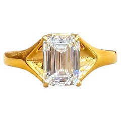 Anello da donna in argento sterling 925 con moissanite taglio smeraldo: regalo per l'anniversario.