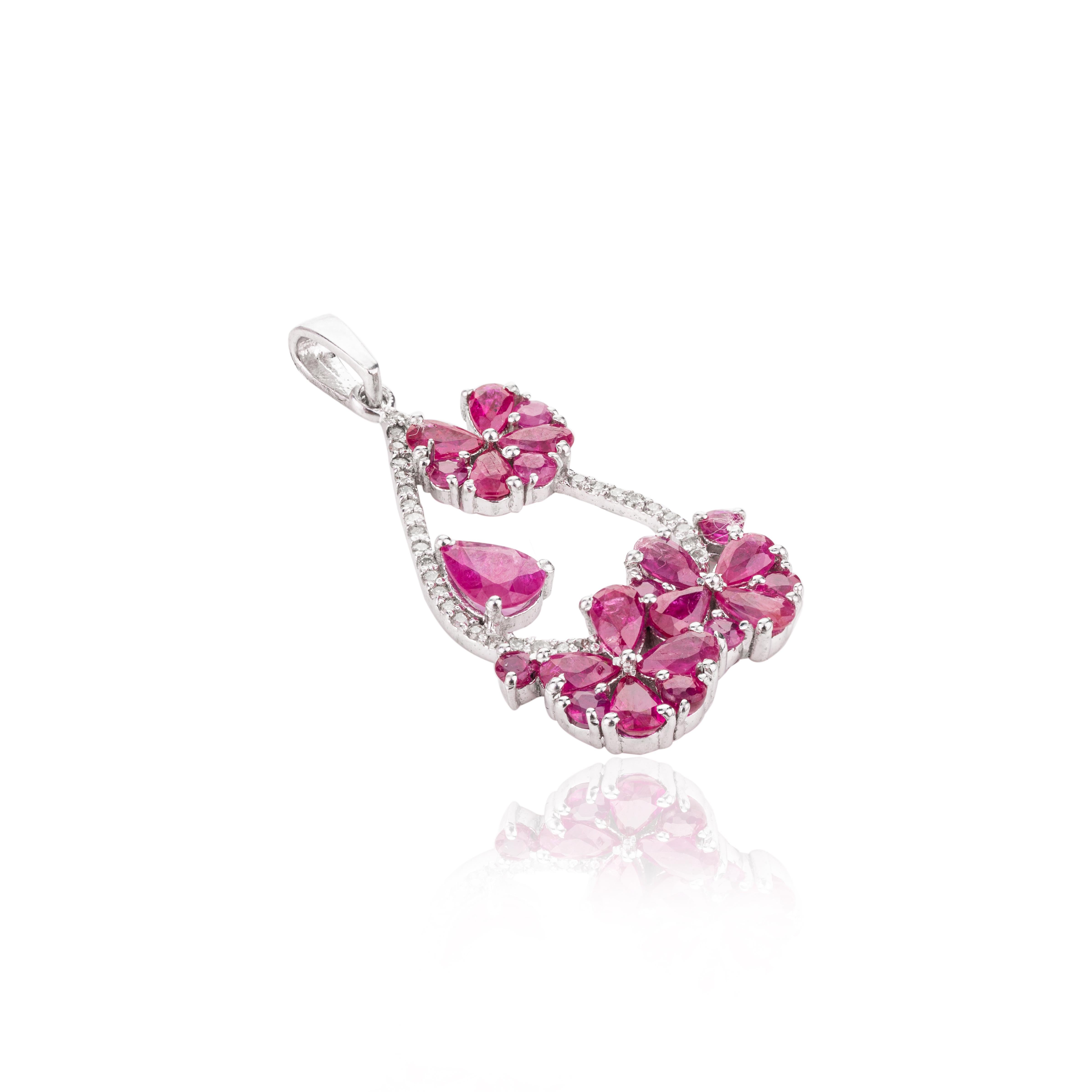 This Genuine Ruby Floral Wedding Pendant is meticulously crafted from the finest materials and adorned with stunning ruby which enhances confidence, leadership qualities and attract career opportunities.
This delicate to statement pendants, suits