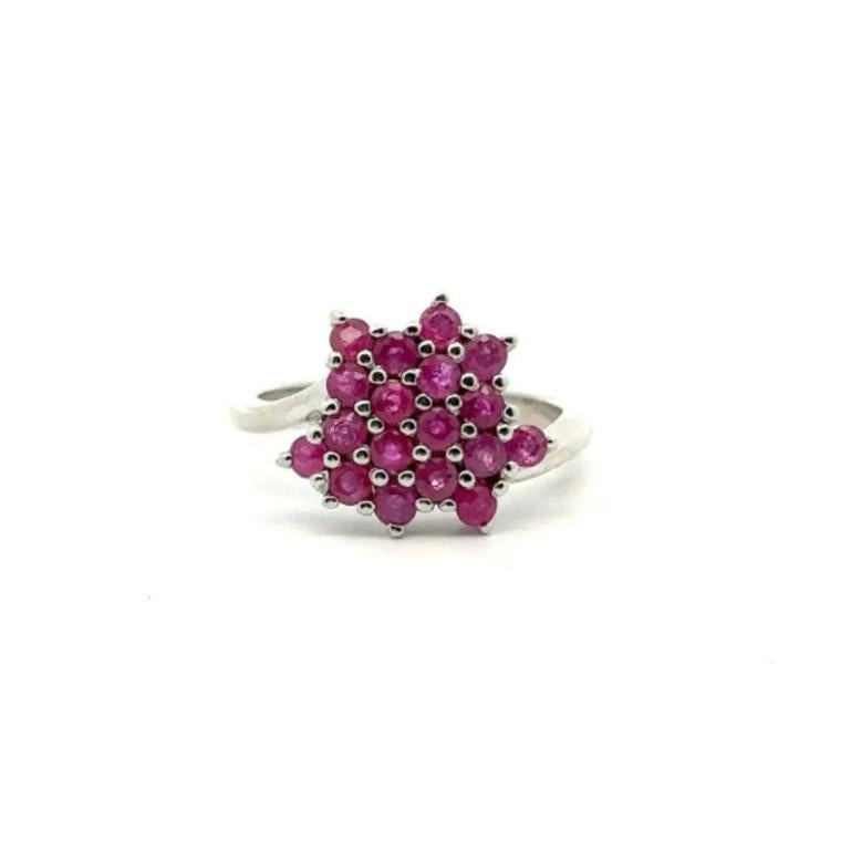 Im Angebot: Handgefertigter Rubin-Cluster-Ring aus 925 Sterlingsilber für Damen, Thanksgiving-Geschenk () 8