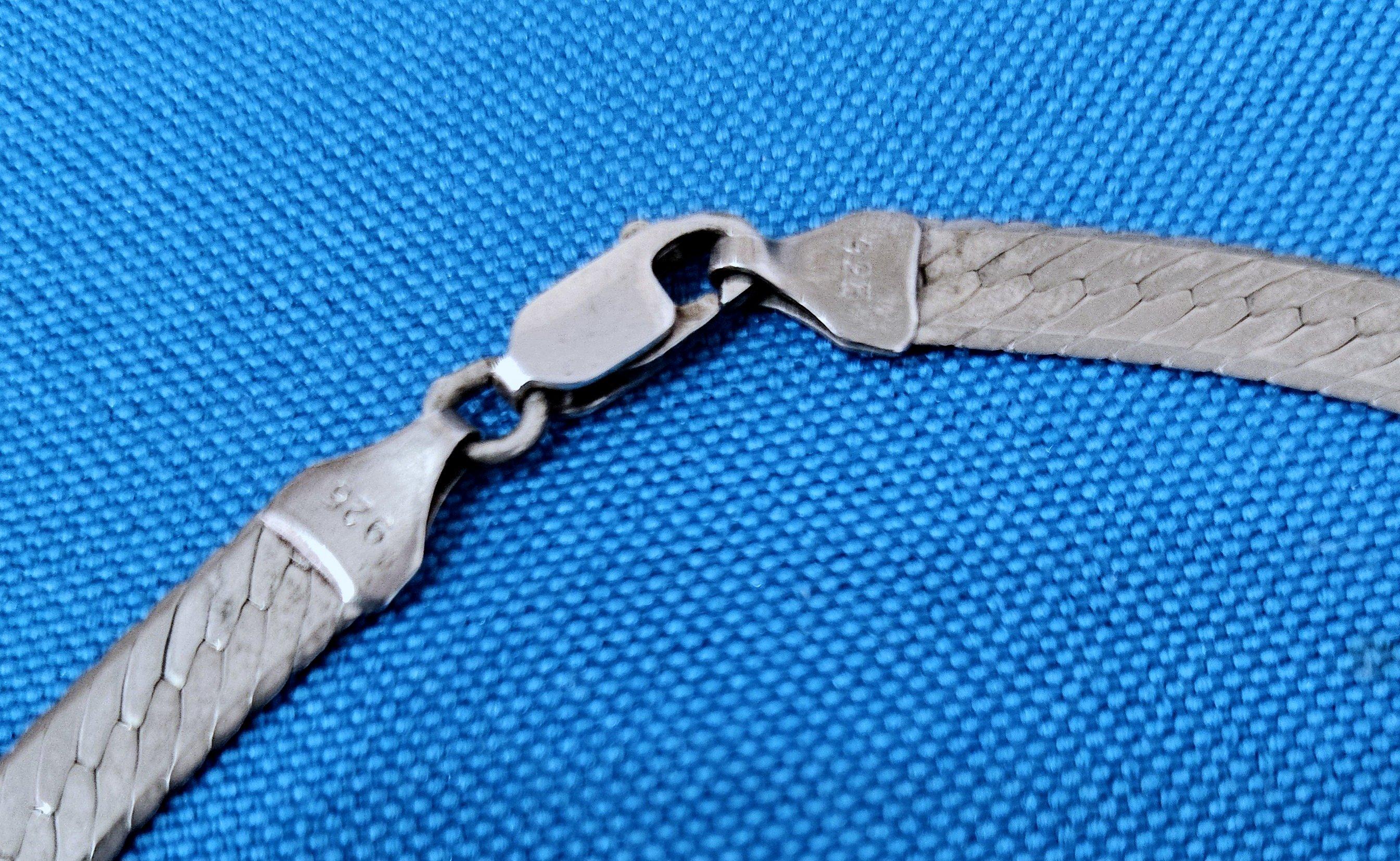 20th Century 925 Sterling Silver Herringbone Necklace / Chain, Vintage, Stamped For Sale
