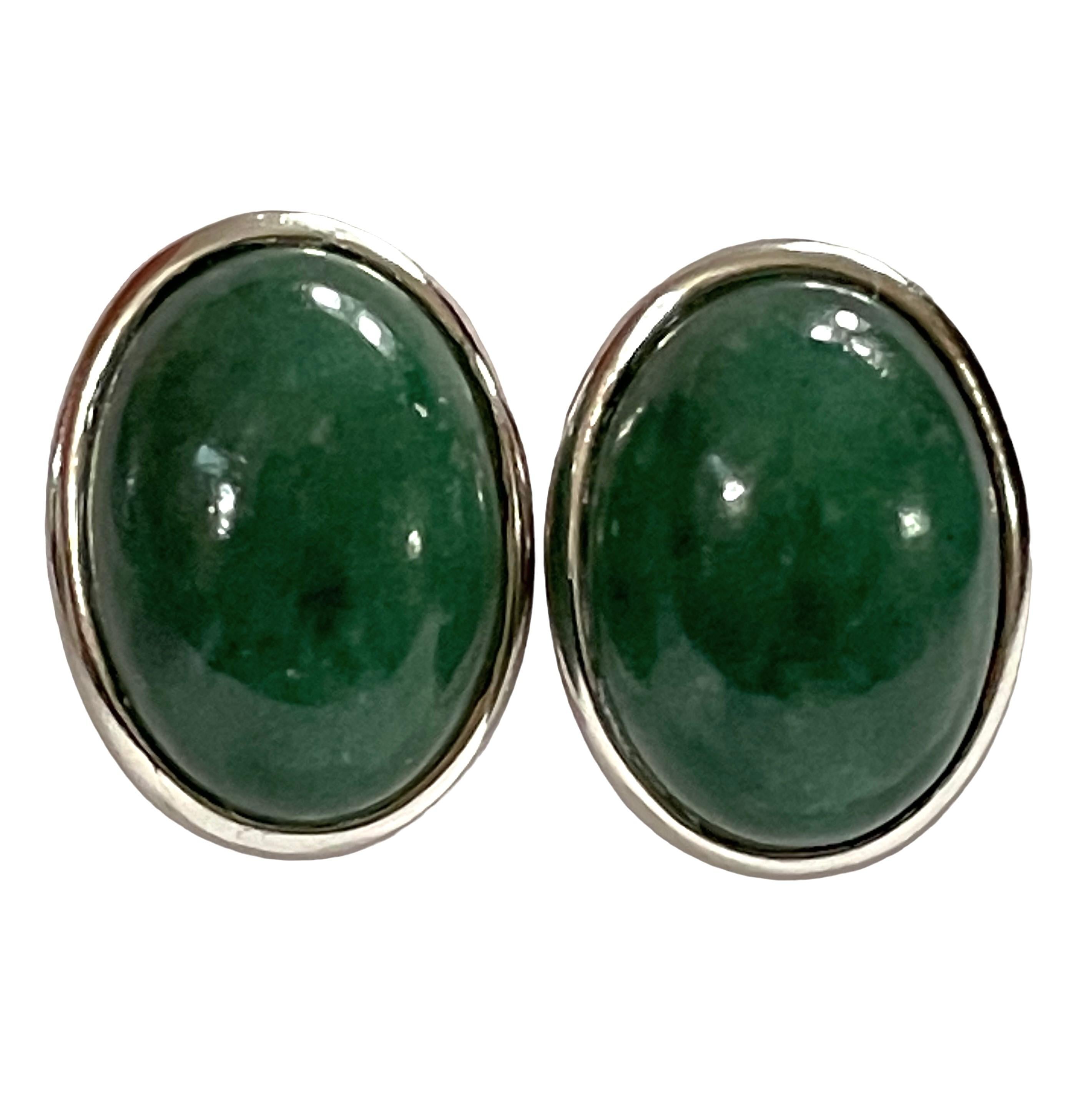 925 Sterling Silver Jade Post Earrings and Matching Ring For Sale 3