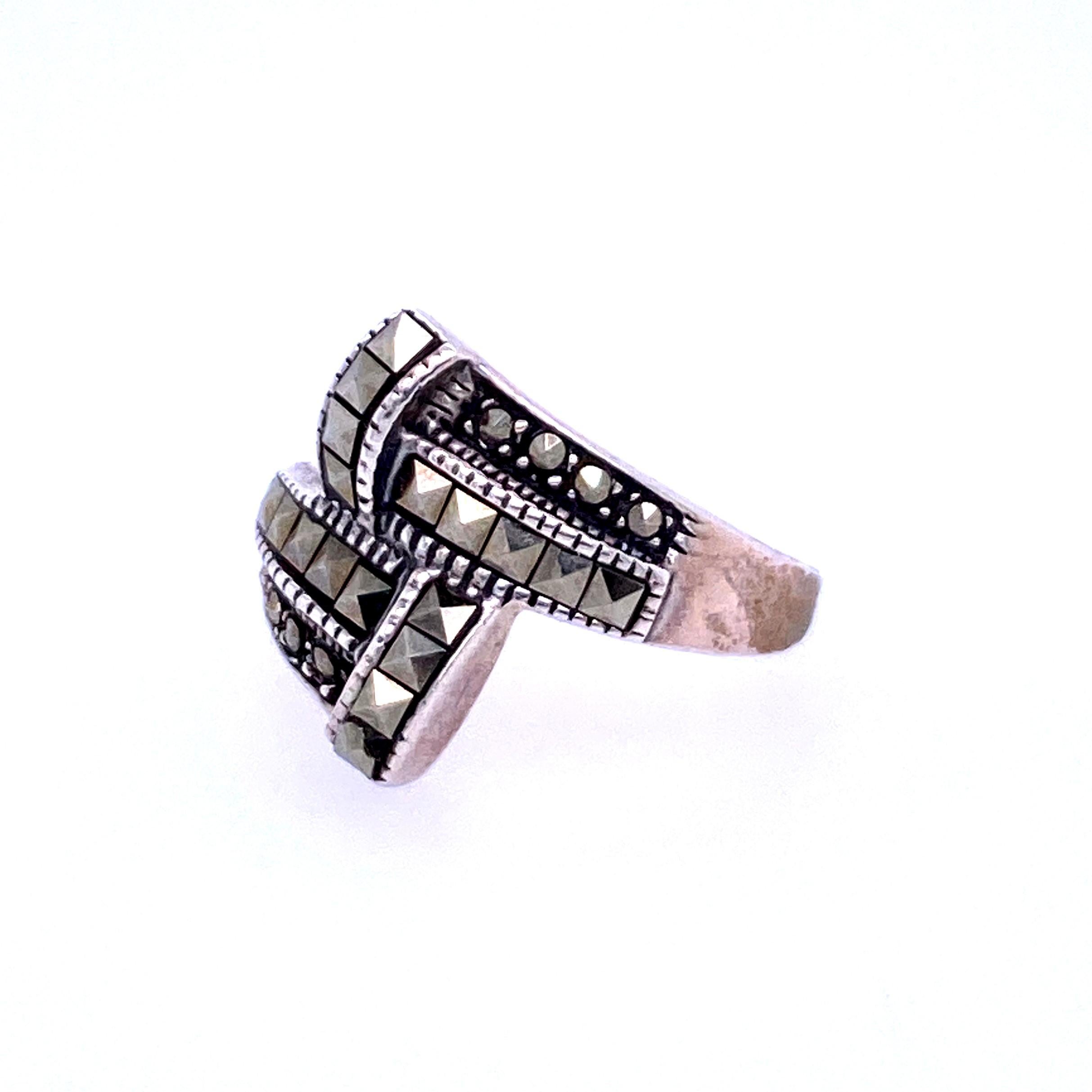 Contemporary 925 Sterling Silver Marcasite Fashion Ring