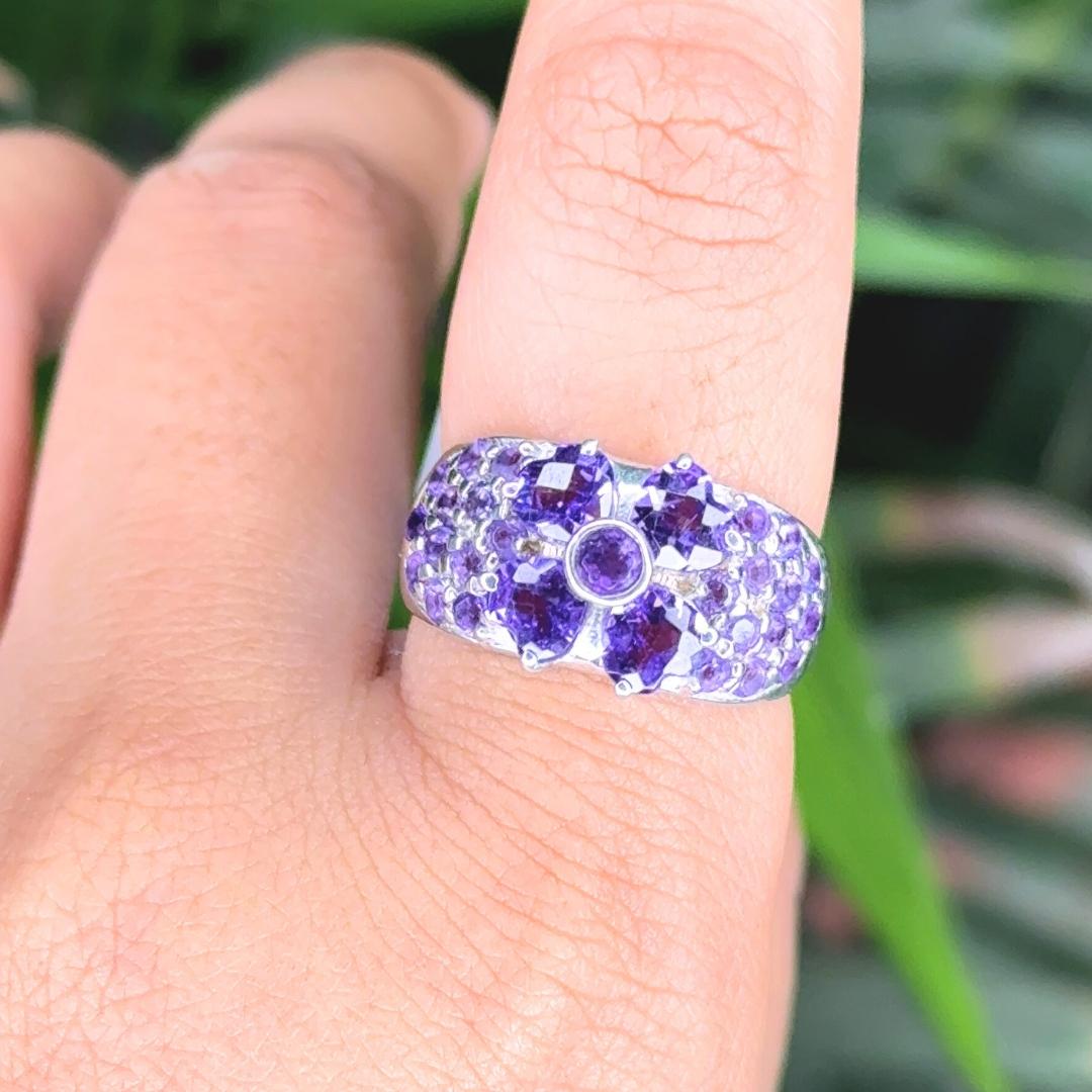 For Sale:  925 Sterling Silver Natural Amethyst 3.19 Carats Gemstone Silver Ring for Mother 2