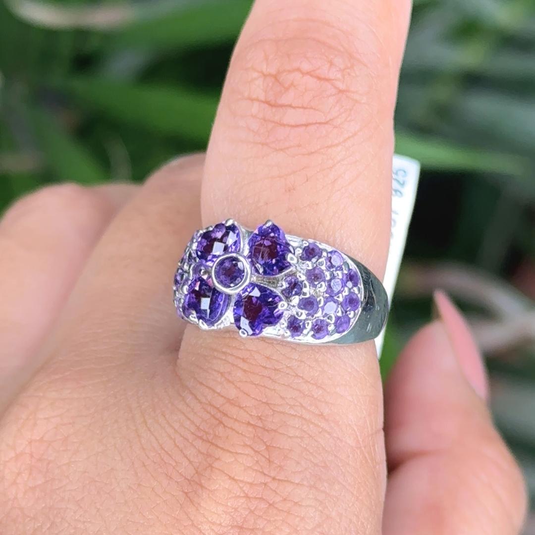 For Sale:  925 Sterling Silver Natural Amethyst 3.19 Carats Gemstone Silver Ring for Mother 4