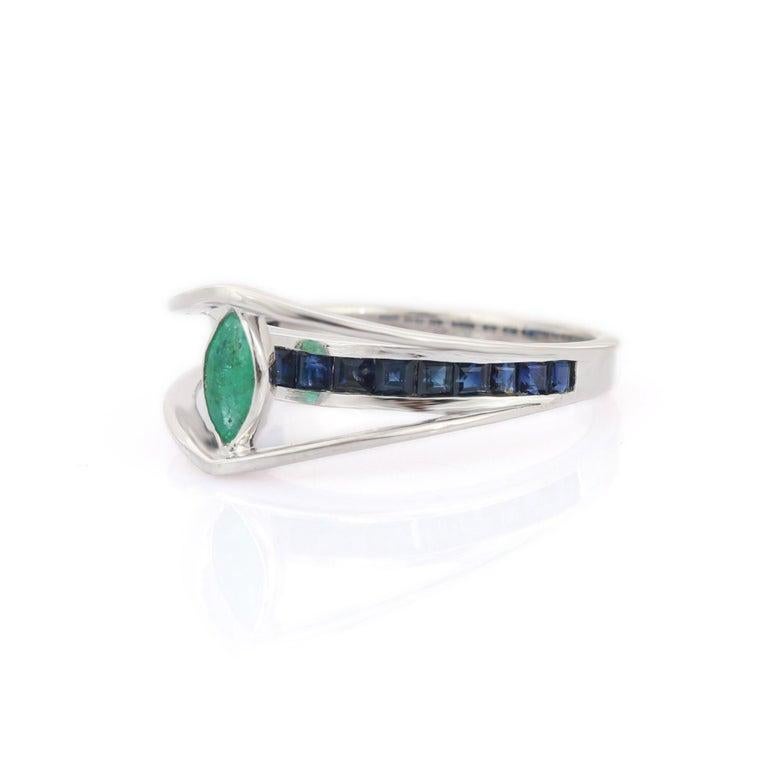 For Sale:  Natural Emerald and Sapphire Unisex Ring for Him in 925 Silver Jewelry 3