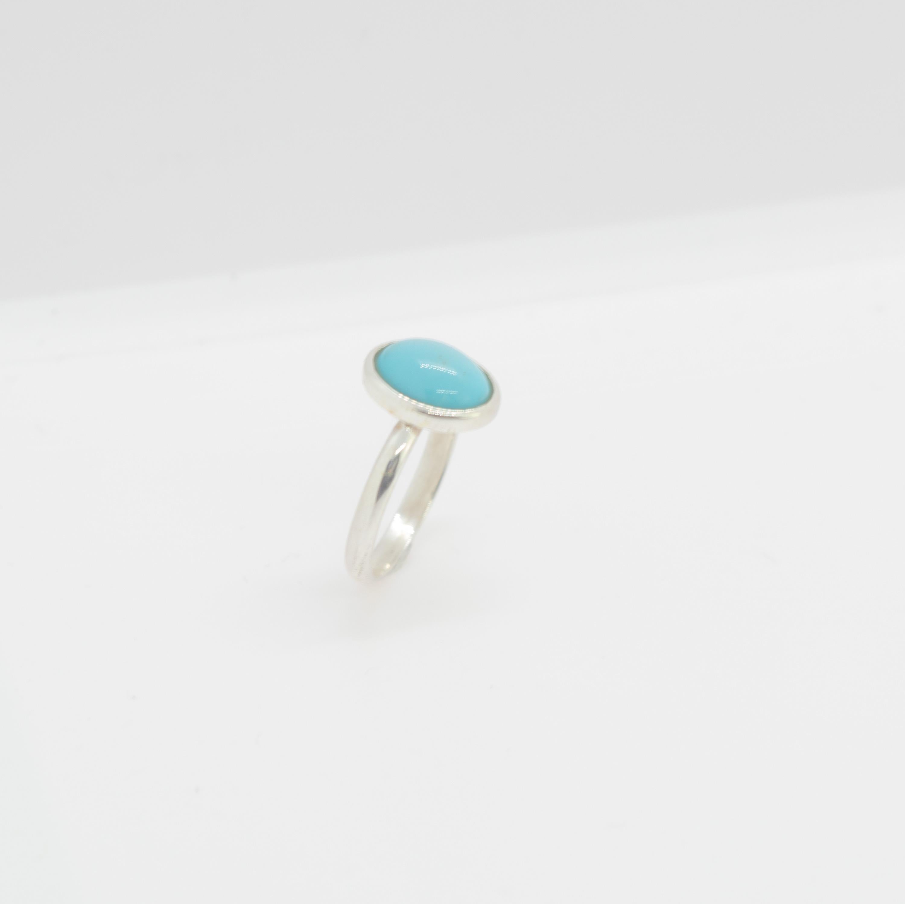 turquoise cabochon oval ring
