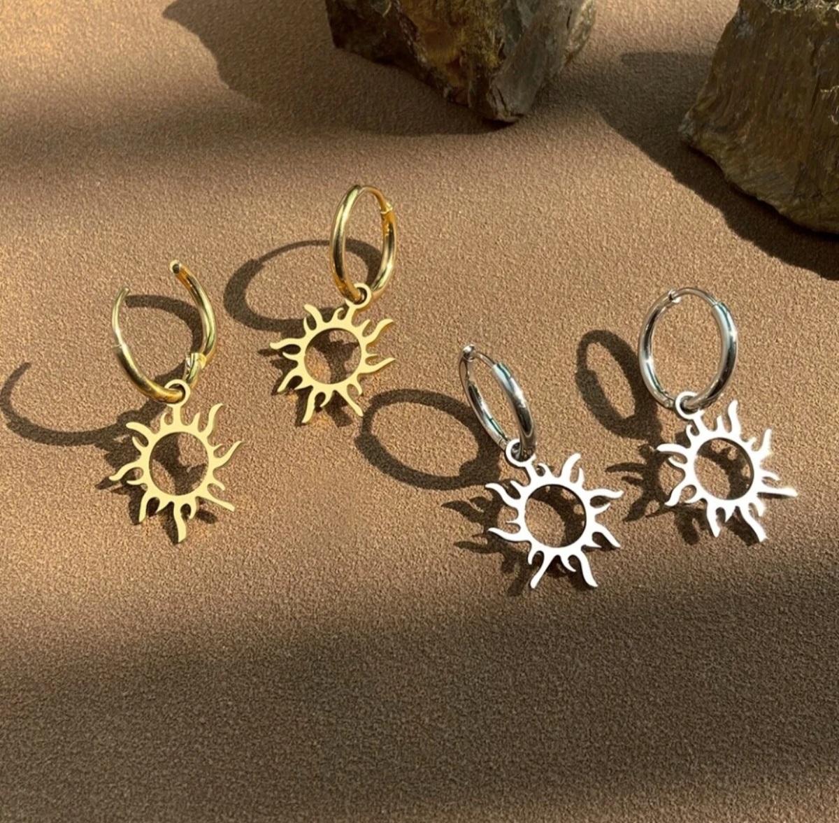 Art déco 925 Sterling Silver New Sun Hoops Earrings Unique Trend Charm Earring For Women. en vente