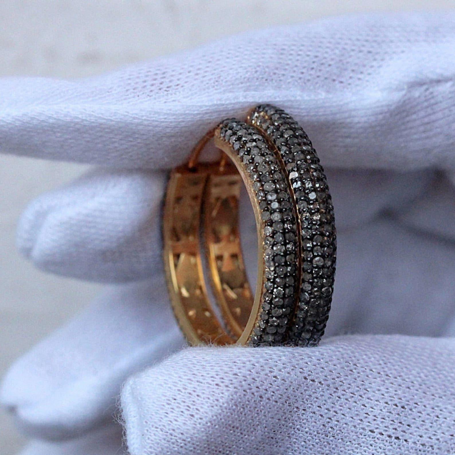 Art Déco Orecchino a cerchio in argento 925 con pavé di diamanti per lei Bellissimo regalo di anniversario in vendita