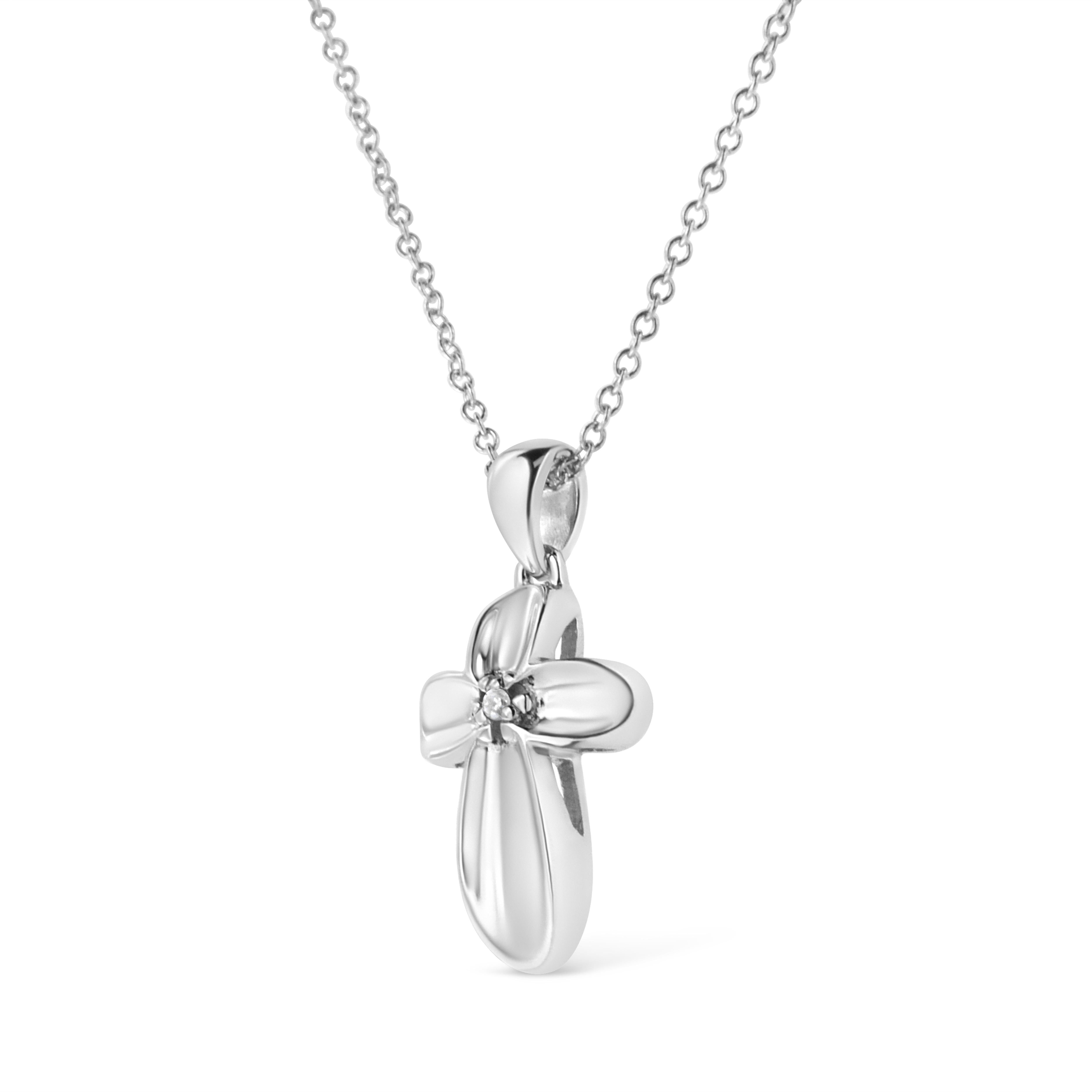 Contemporary .925 Sterling Silver Prong-Set Diamond Accent Floral Cross Pendant Necklace For Sale