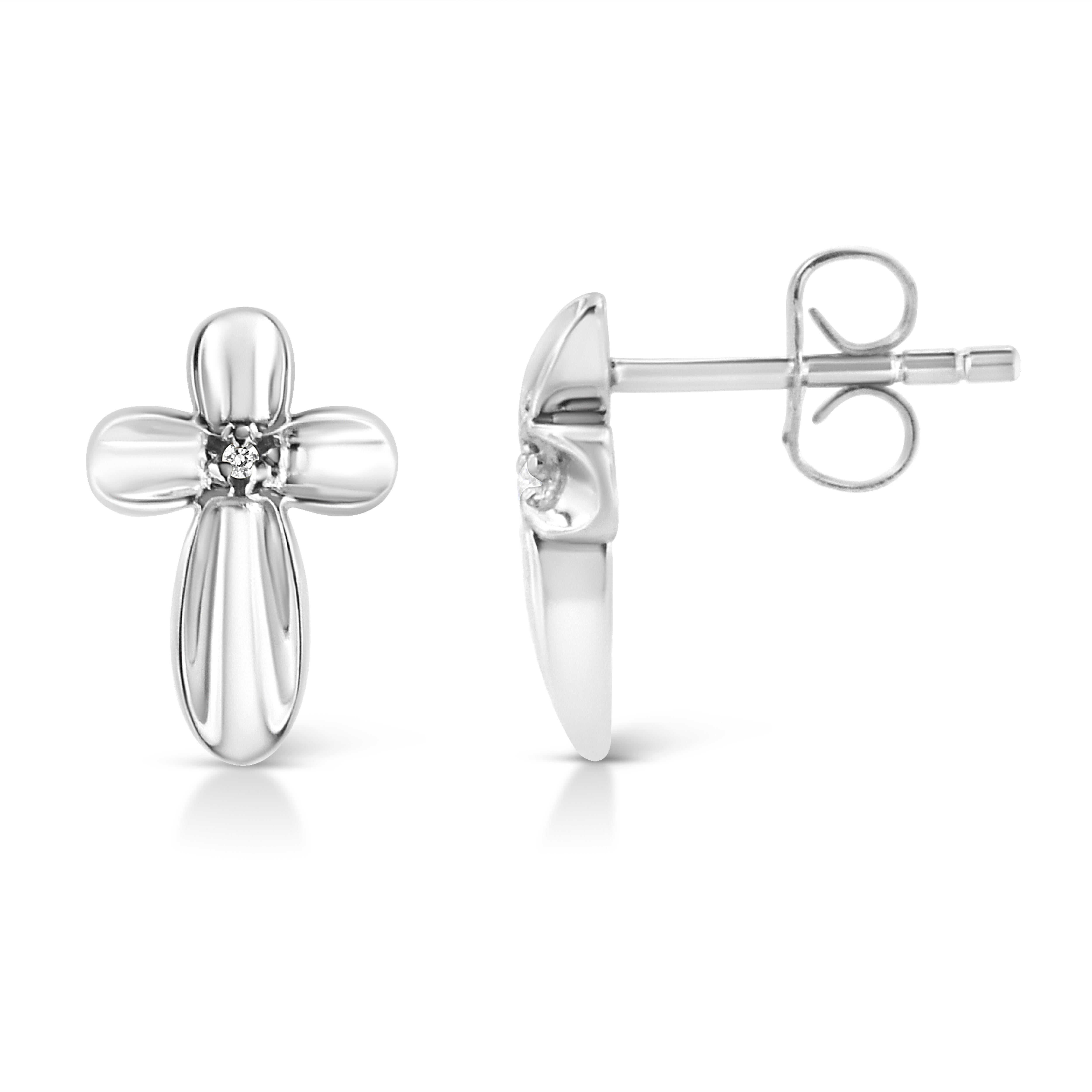 Round Cut .925 Sterling Silver Prong Set Diamond Accent Floral Cross Stud Earrings For Sale