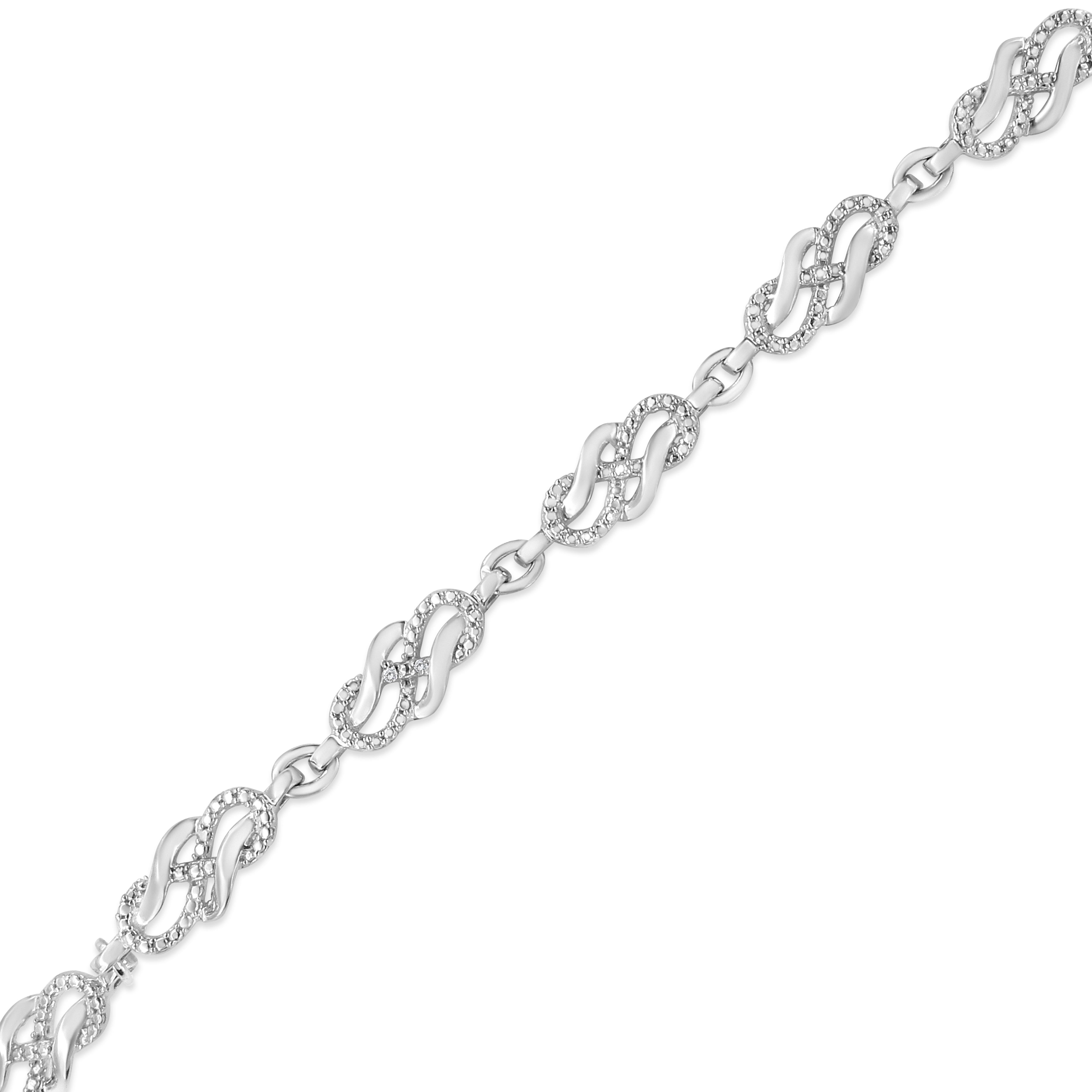Taille ronde Bracelet à maillons Infinity en argent sterling serti griffes avec diamants de 0,925 carat en vente