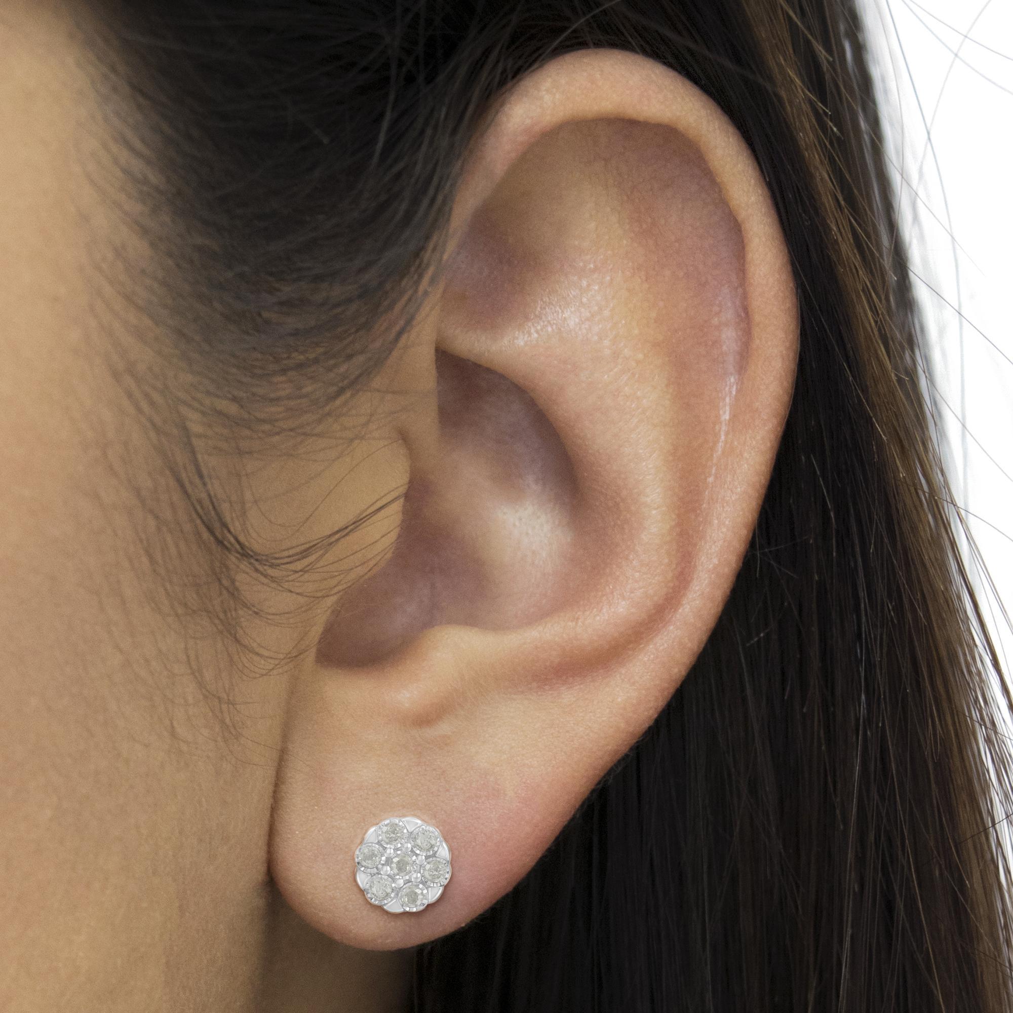 .925 Sterlingsilber Rose-Cut 1/4 cttw Diamant-Blumen-Cluster-Ohrstecker im Zustand „Neu“ im Angebot in New York, NY