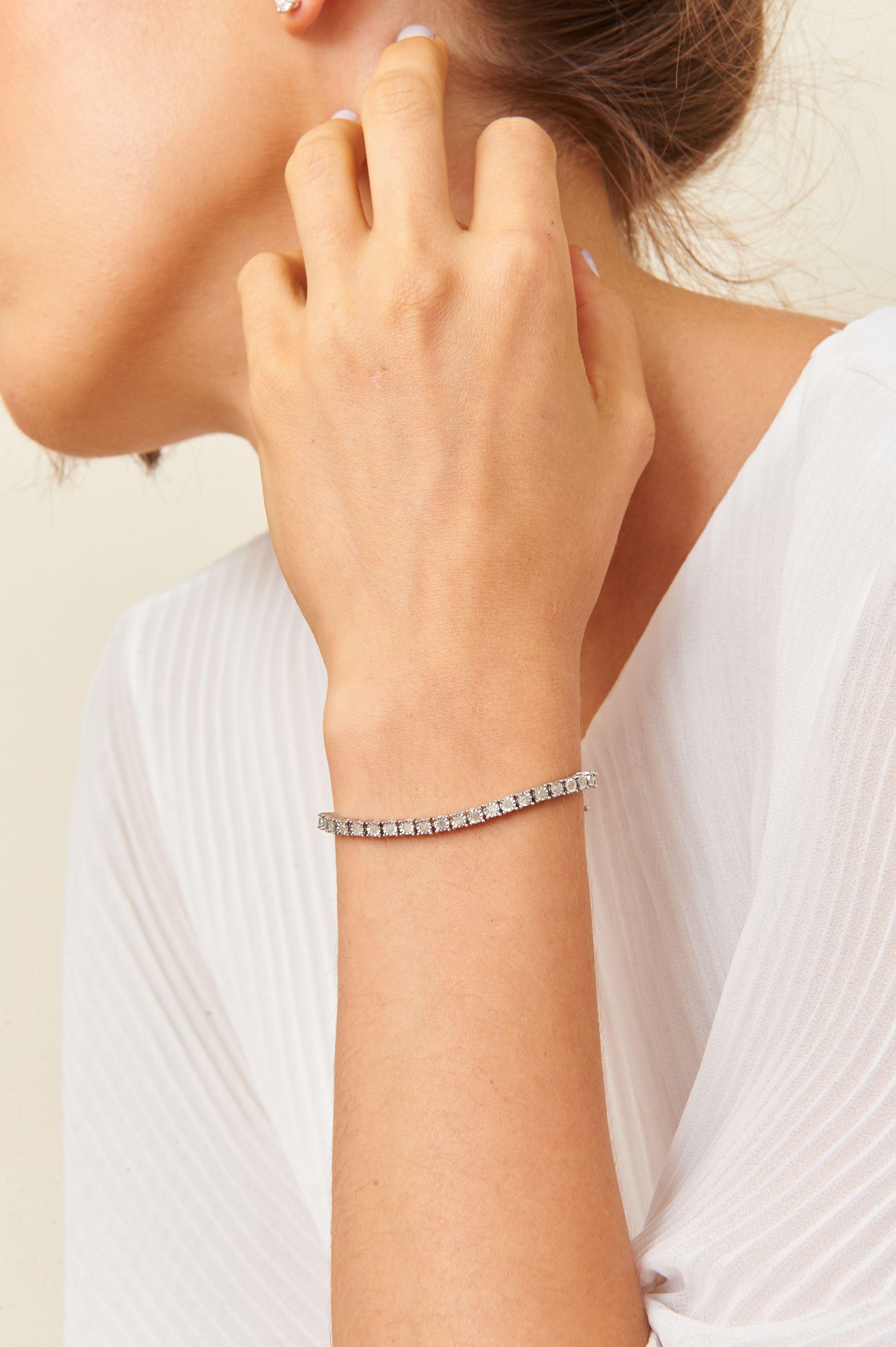 Bracelet tennis en argent sterling avec lunette à facettes rondes et diamants taille rose de 0,925 carat en vente 2