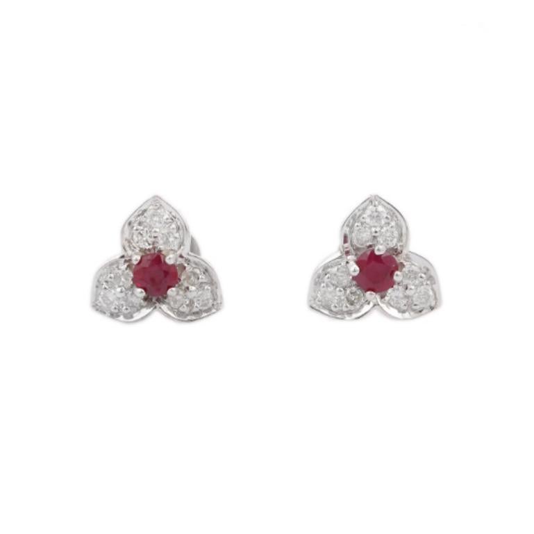 Modernist 925 Sterling Silver Ruby Everyday Stud Flower Earrings Gift for Mom For Sale