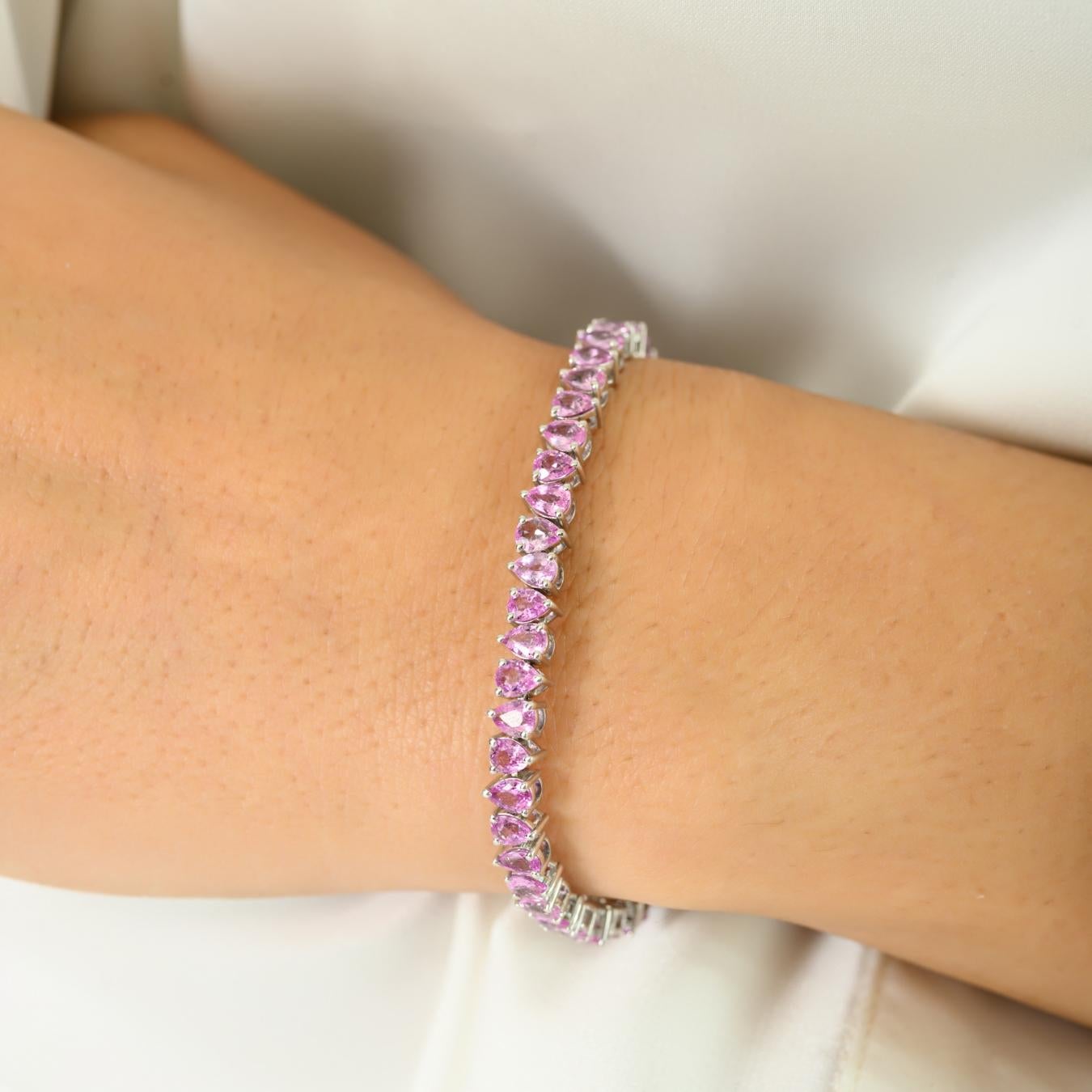 Tennisarmband aus 14 Karat Weißgold mit 9,25 Karat rosa Saphiren im Birnenschliff und Steinschliff (Tropfenschliff) im Angebot