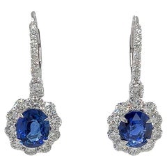 Pendants d'oreilles en platine avec saphirs bleus et diamants de 9,26 carats au total