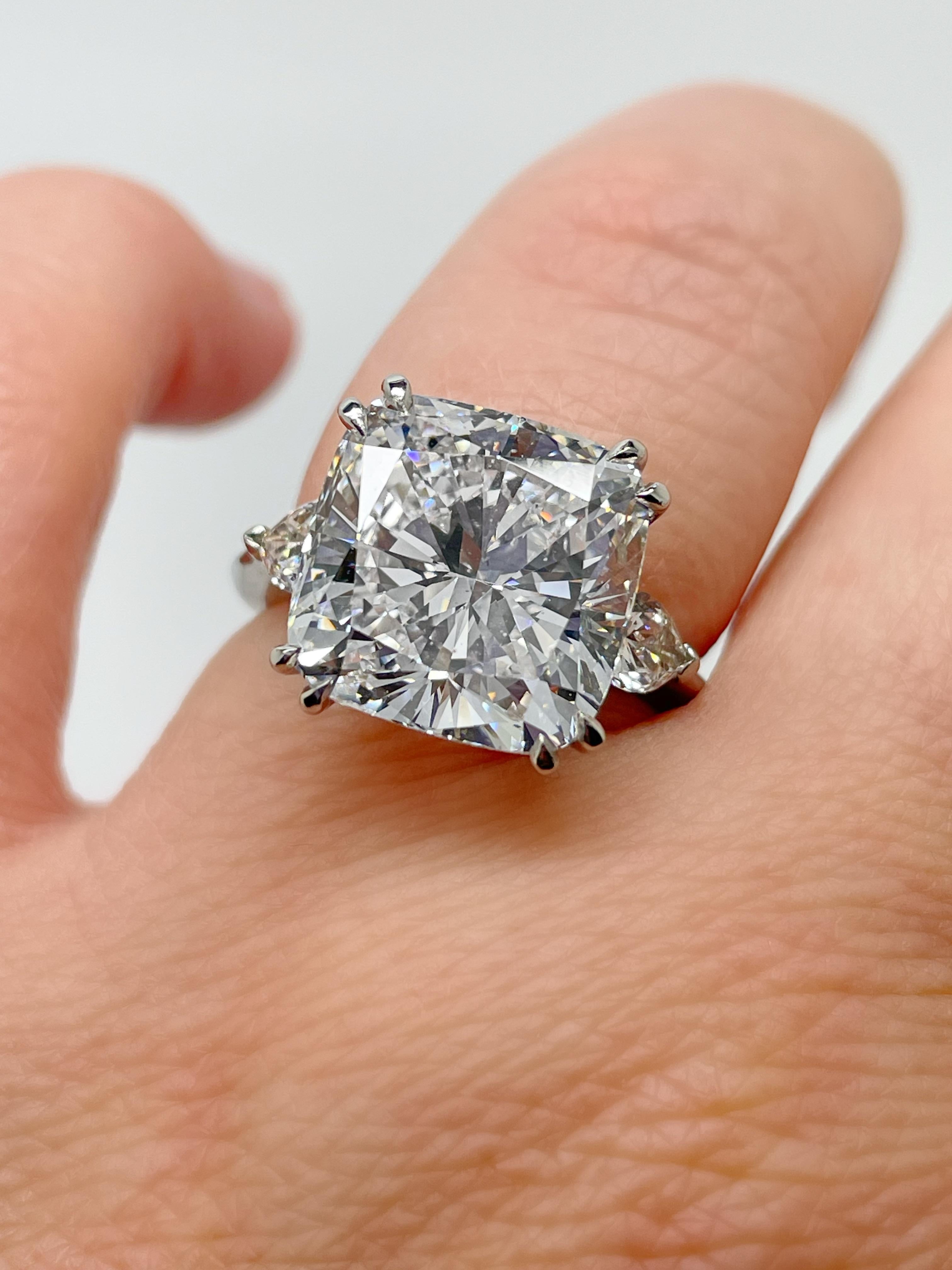 9.27 Carat Cushion Cut Diamond Engagement Ring For Sale 1