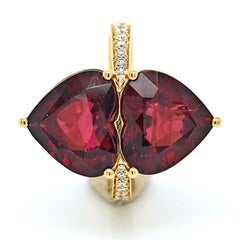 9.27 Carat Rhodolite Garnet Round Diamond Yellow Gold Ring