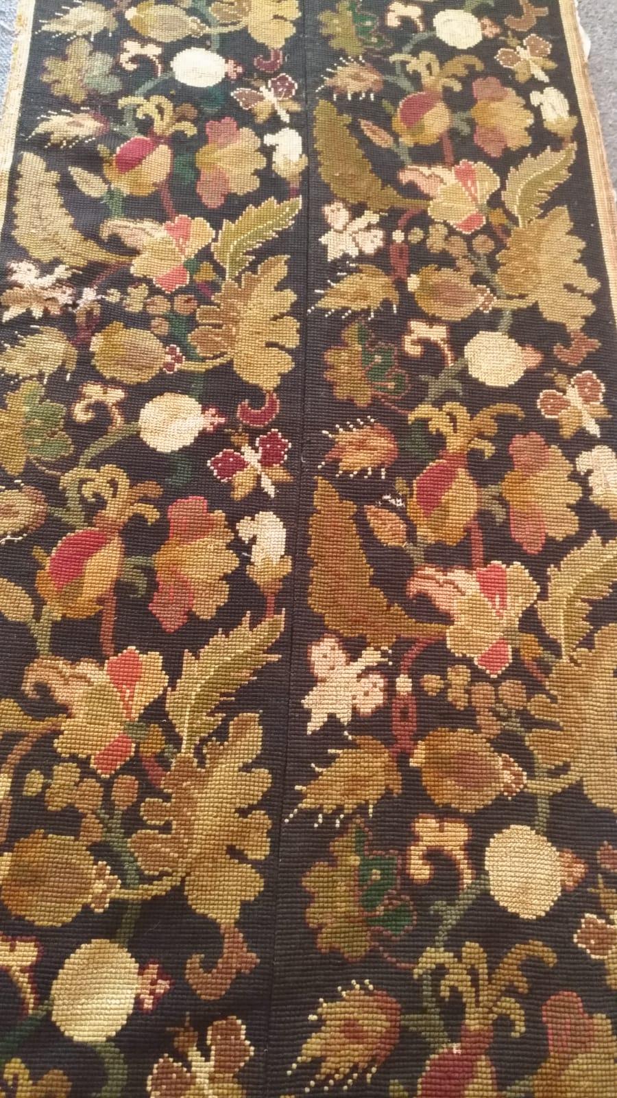 928 - 19th Century Needle Point Carpet In Excellent Condition For Sale In Paris, FR