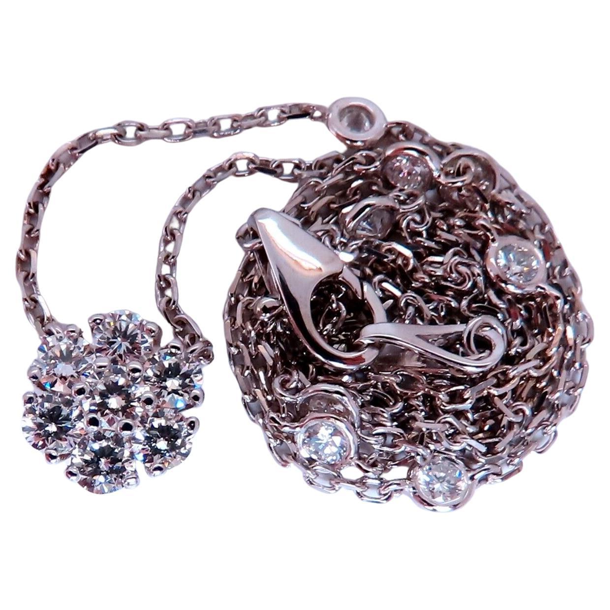 .92ct diamants halo cluster necklace 18kt en vente