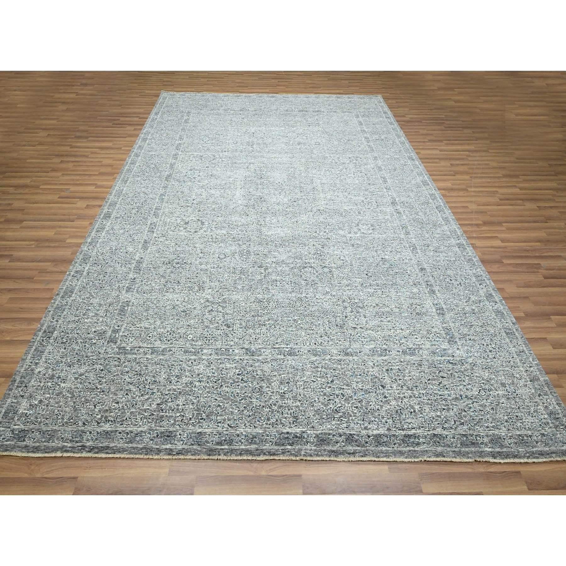 Gris neutre, préhistorique 14e siècle Influence Mamluke Design, teintures naturelles, noué à la main, pure laine, tapis d'Orient
Matières premières : Laine
Latex : Pas de poils 
hauteur : 0,25 pouces
Style : Traditionnel
Couleur primaire :