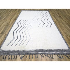 9'2"x12'1" Ivory Moroccan Weave with Geometric Line Design Hand Knotted Wool Rug