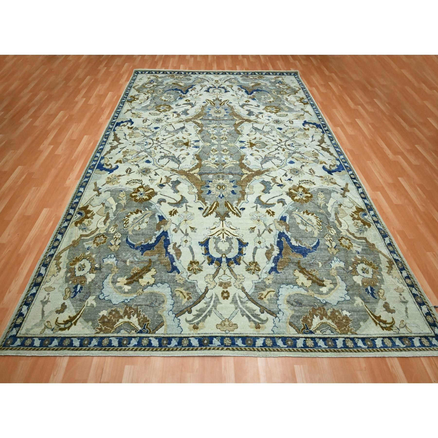 Chiffon WeiÃŸ mit Braun, Polonaise Czartoryski mit persischem Isphahan inspiriertemÂ Design, handgeknotet, Null Flor, 100% Wolle, Orientteppich
Primäre MATERIALIEN: Wolle
Latex: Kein Flor 
Höhe: 0,25 Zoll
Stil: Transitional
Grundfarbe: