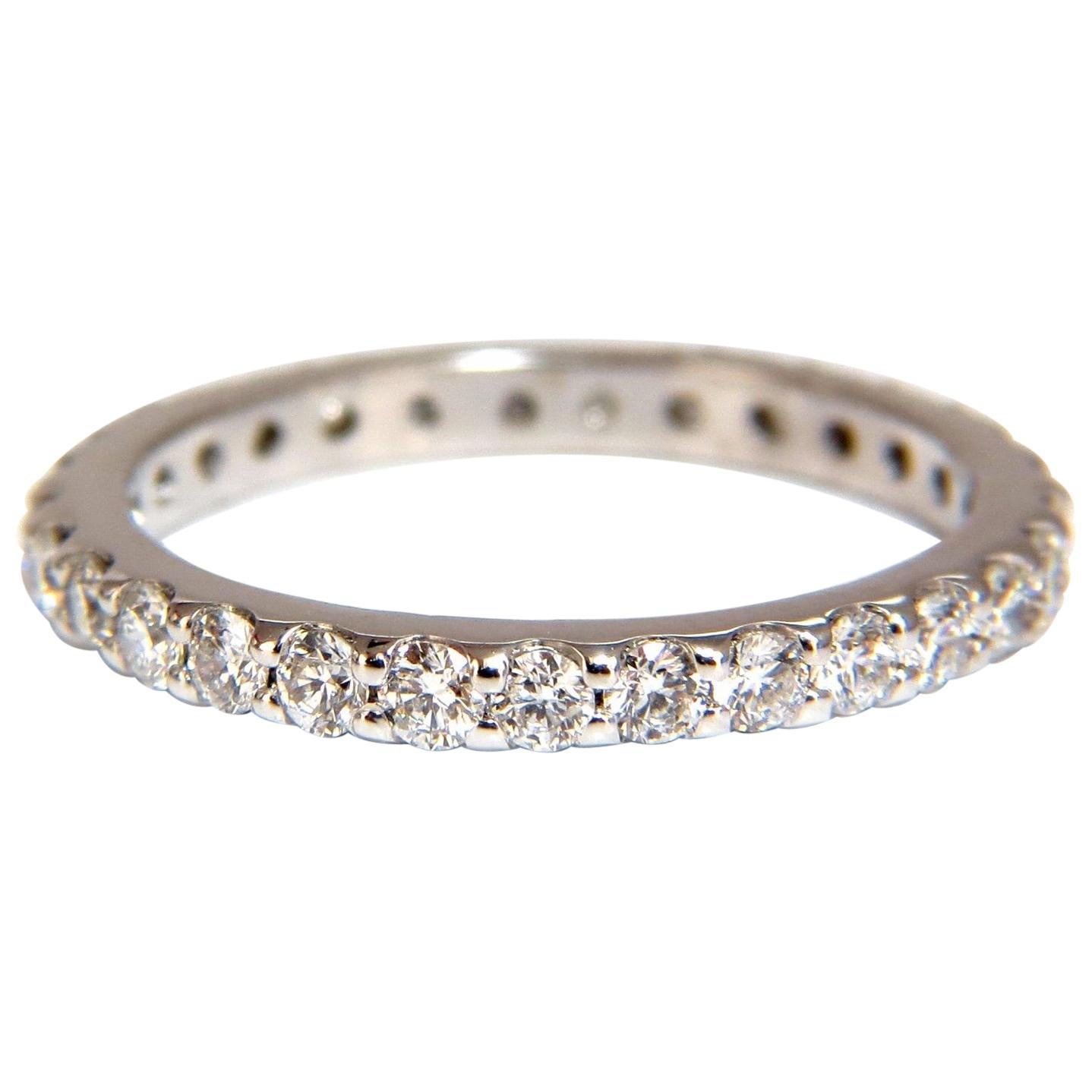 .93 Carat Natural Round Diamonds Sharing Common Prong Ring G/Vs 14 Karat For Sale