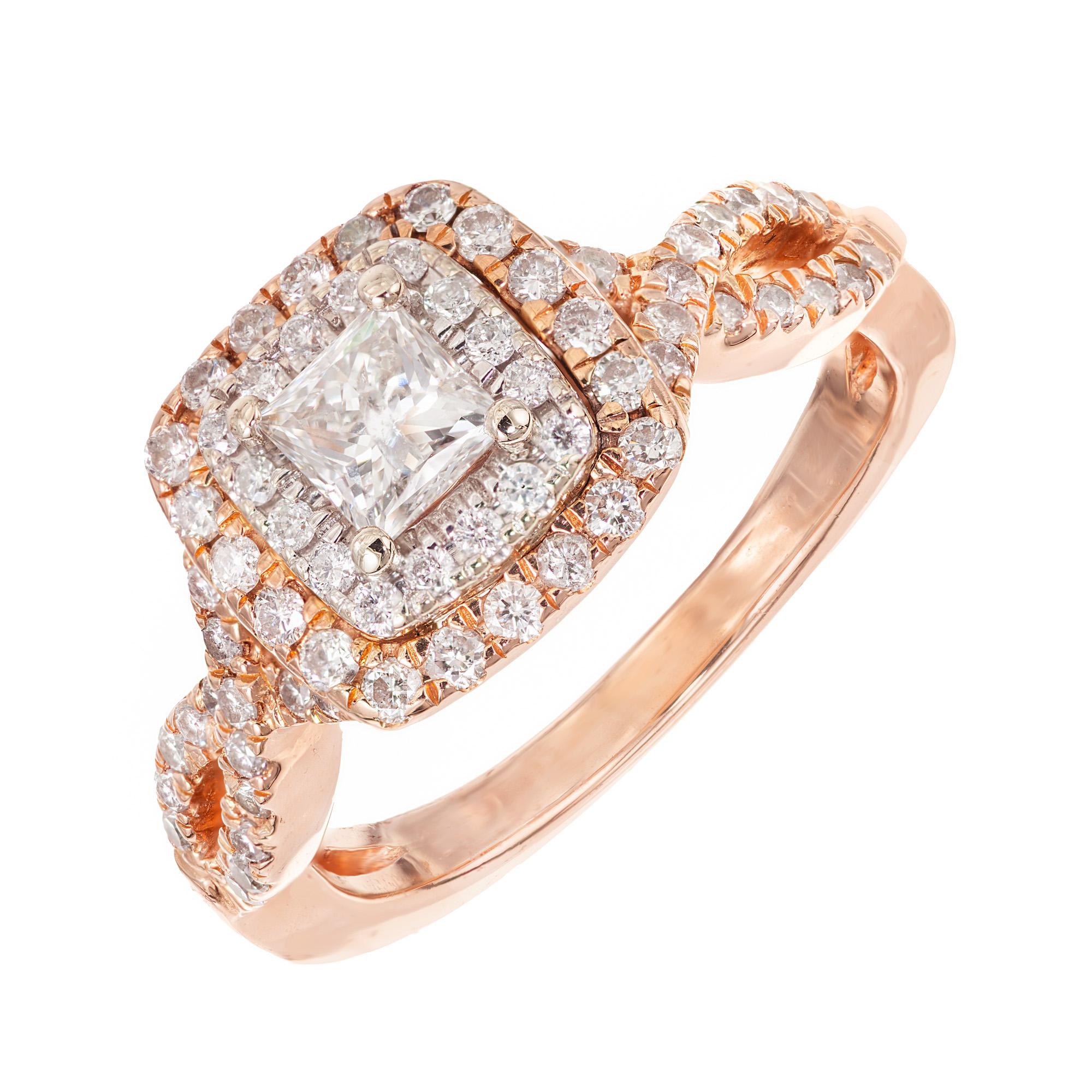 .93 Carat Princess Cut Diamond Halo Rose Gold Engagement Ring In Good Condition For Sale In Stamford, CT