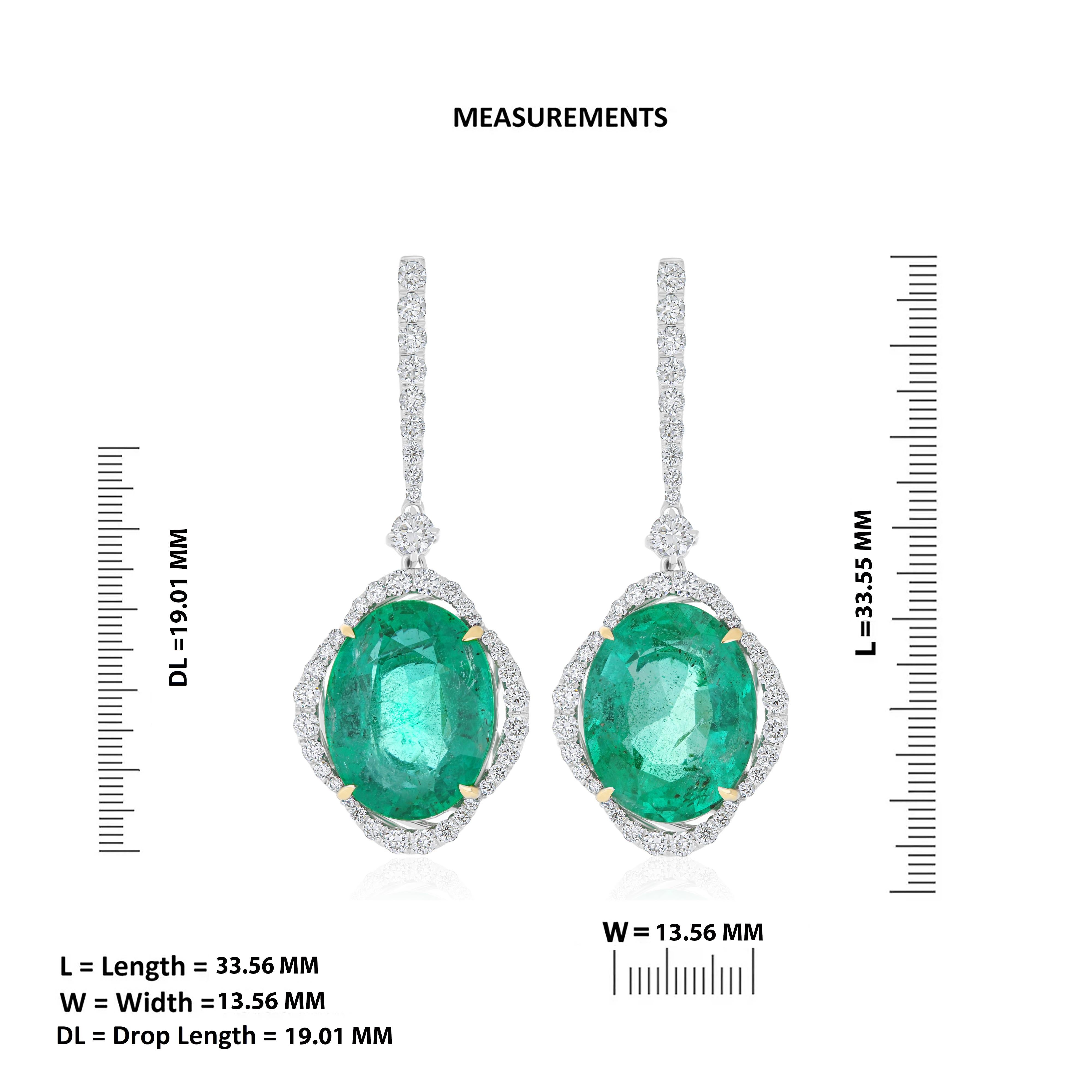 Women's  Emeralds and Daimond Drop Earrings in 18 Karat White Gold Hand-Craft Earring For Sale