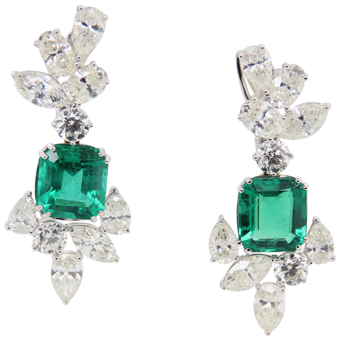 9.30 Carat Emerald and Diamond 18 Karat Gold Earring