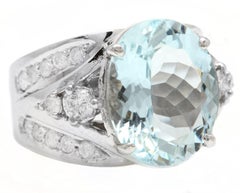 9.30 Carats Exquisite Natural Aquamarine and Diamond 14K Solid White Gold Ring