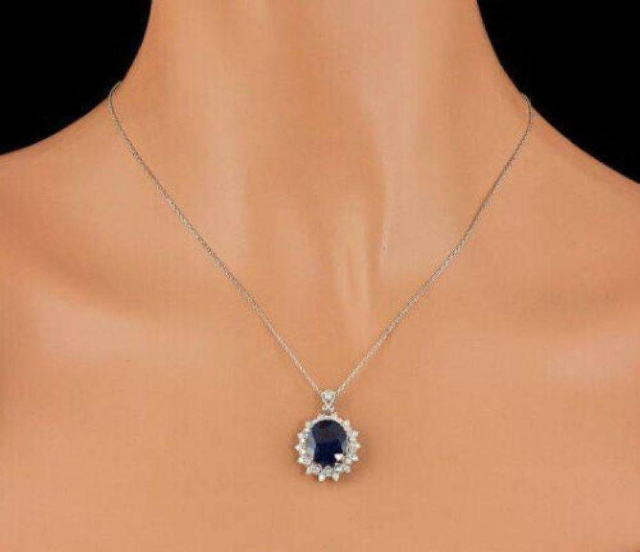 9.30 Carat Natural Sapphire and Diamond 14 Karat Solid White Gold Necklace In New Condition For Sale In Los Angeles, CA