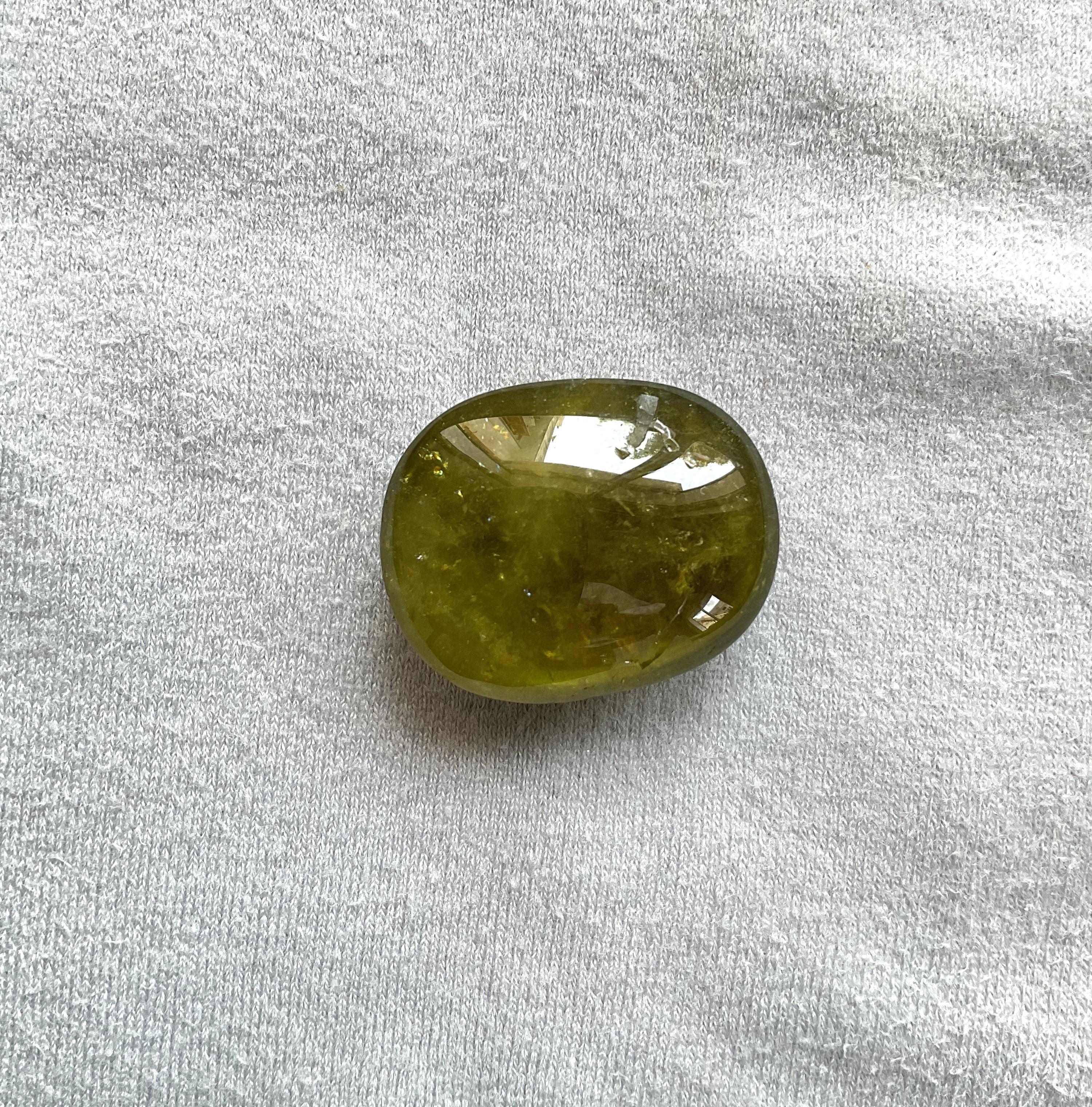 93.06 Carats Green Tourmaline Plain Tumbled Loose Gemstone Fine Jewelry Natural For Sale 1