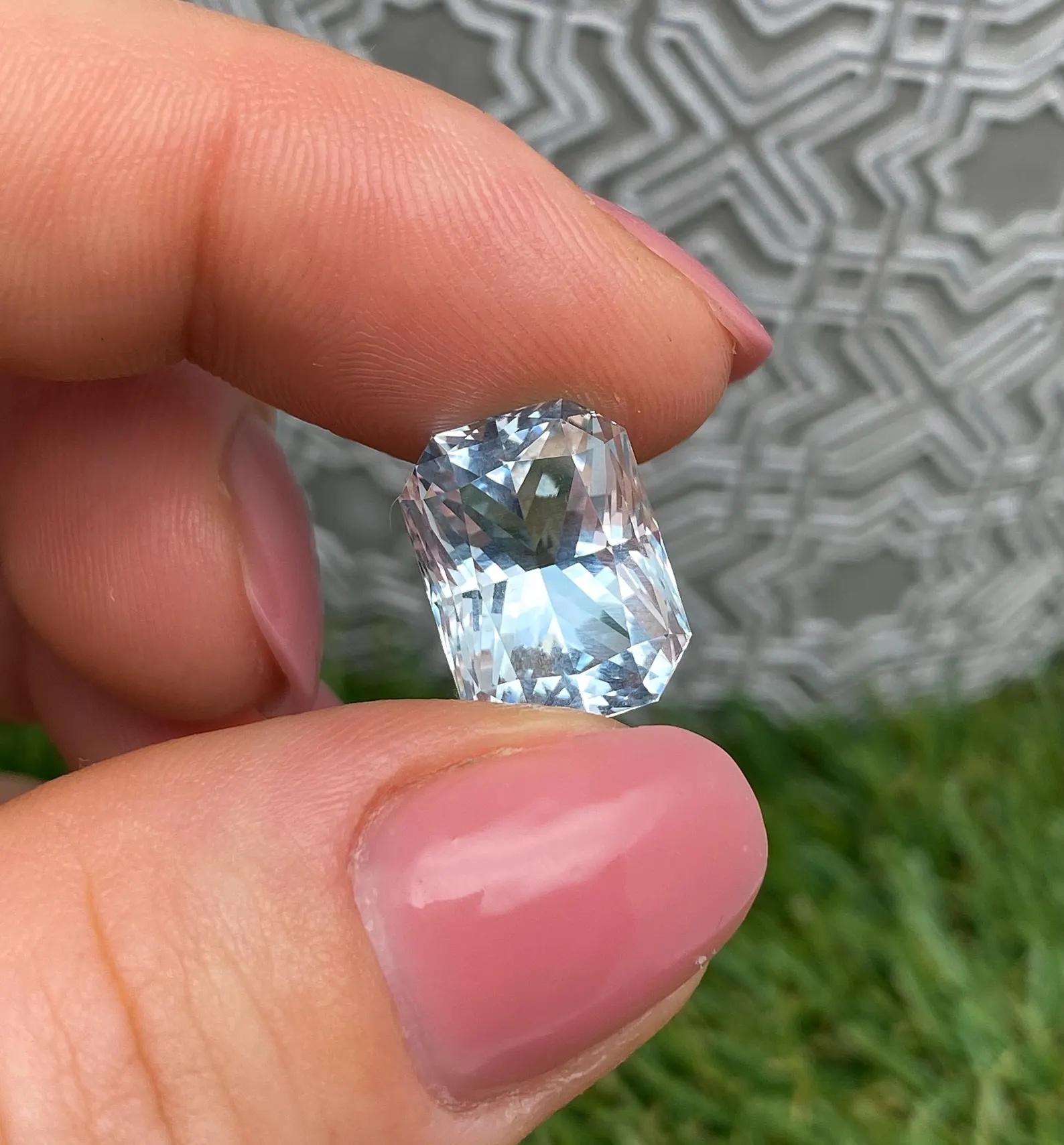 9,30Ct Acquamarina naturale, taglio radiante, 14,3x10,7x9,3mm, Madagascar in vendita 3