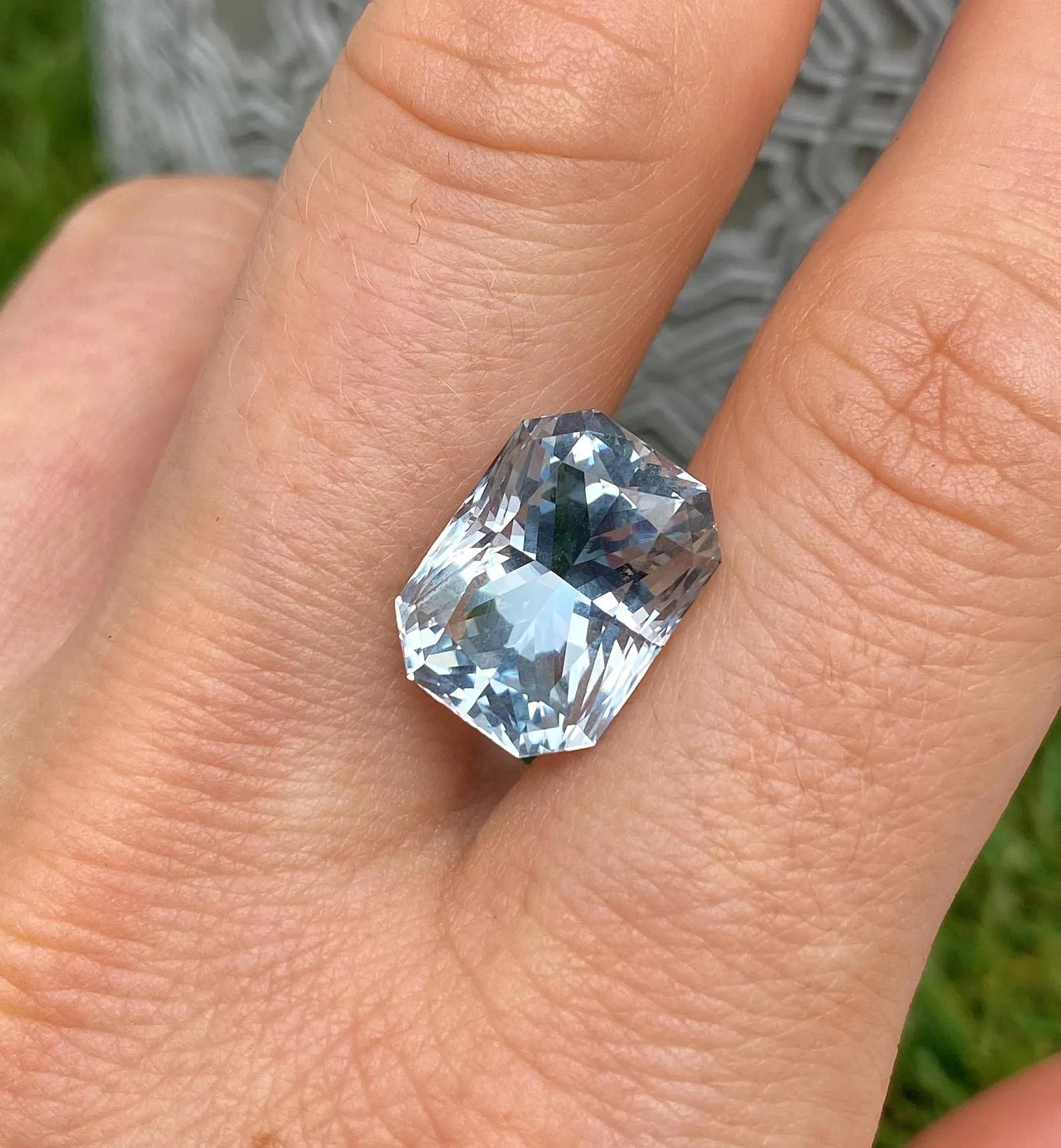 9,30Ct Acquamarina naturale, taglio radiante, 14,3x10,7x9,3mm, Madagascar in vendita