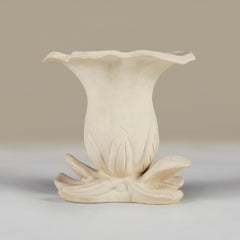 Vaso inglese 'Datura' Fulham Pottery del 1930 di Constance Spry