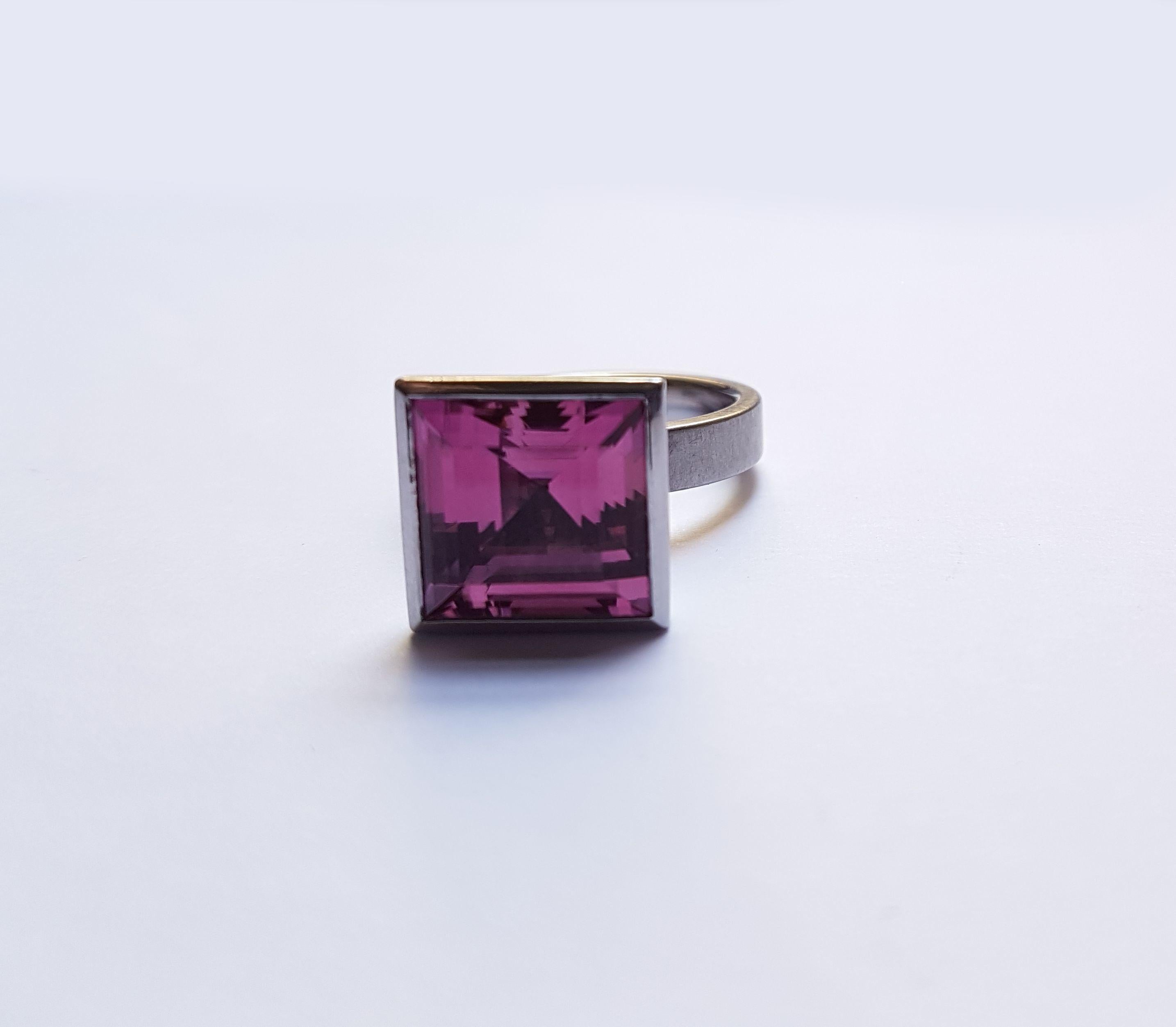 Bague en platine « Caro » de Georg Spreng avec tourmaline rose de 9,31 carats en vente 1
