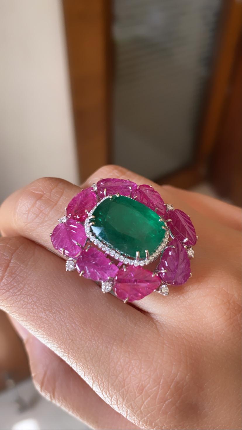 Emerald Cut 9.31 Carats Zambian Emerald & Carved, 16.73 Carats Mozambique Ruby Cocktail Ring