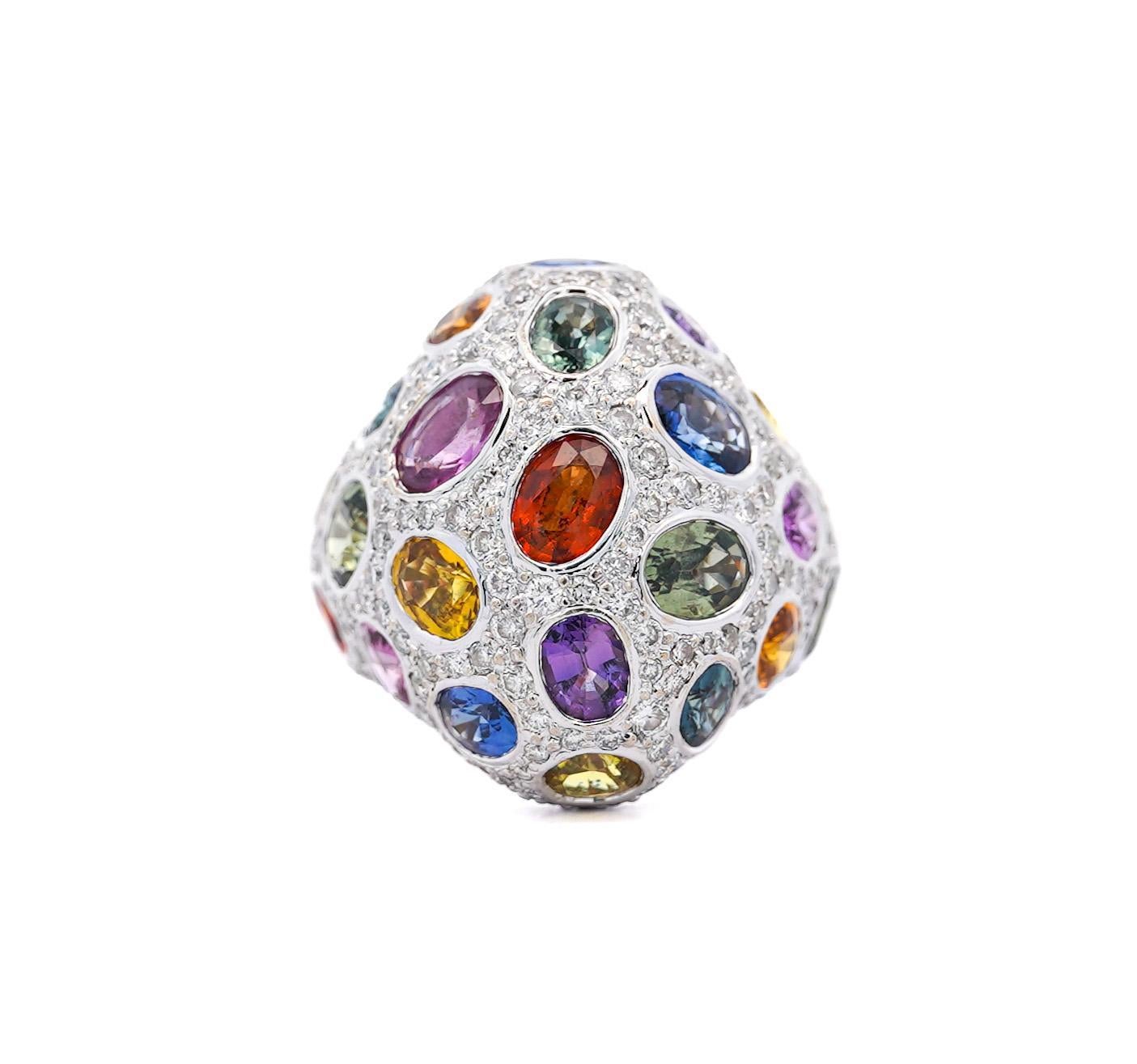 Bague grappe de saphirs de couleurs mixtes, améthystes, grenats et diamants 9,31 carats en vente 2