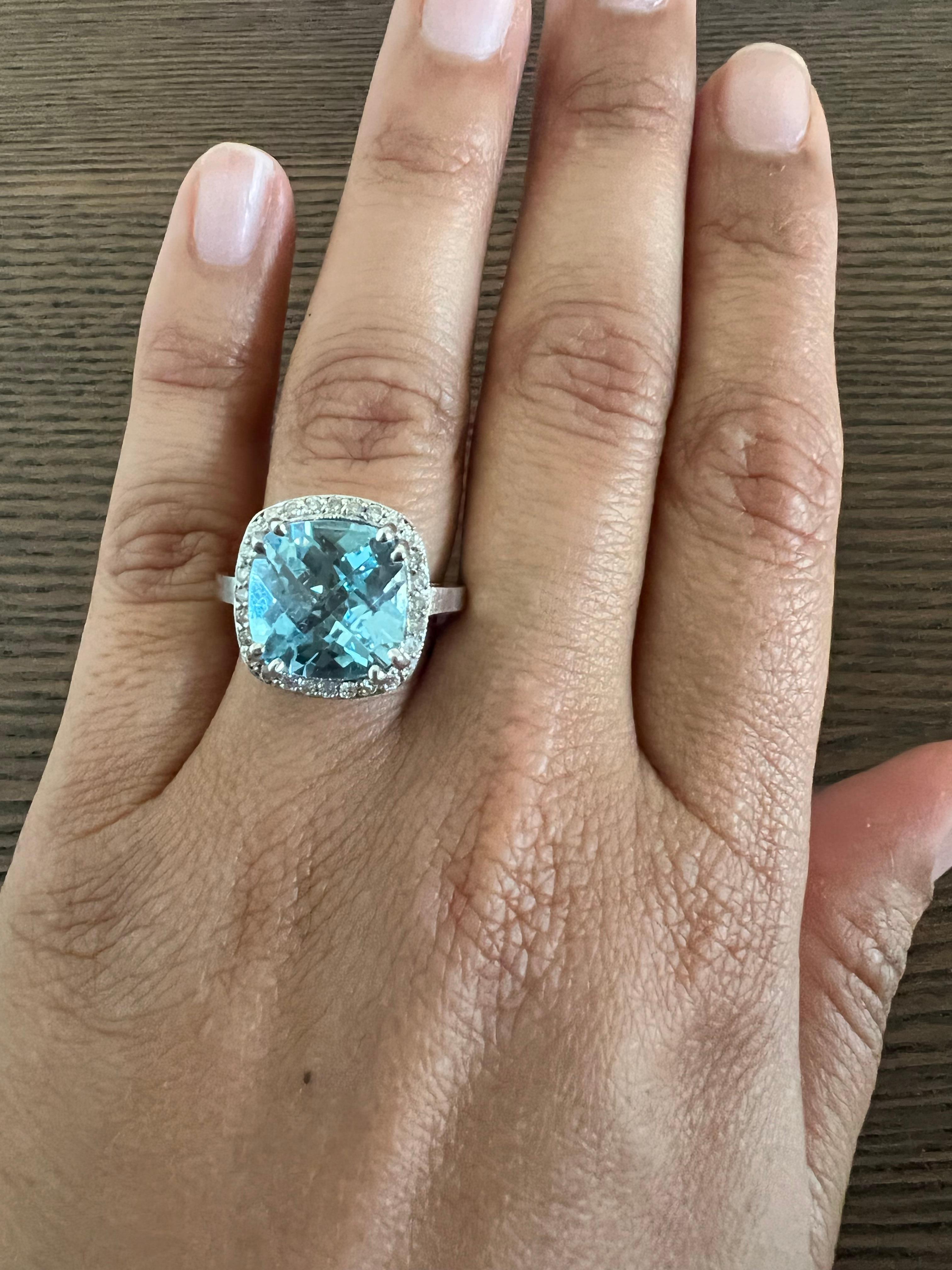 9.33 Carat Blue Topaz Diamond White Gold Statement Ring In New Condition For Sale In Los Angeles, CA
