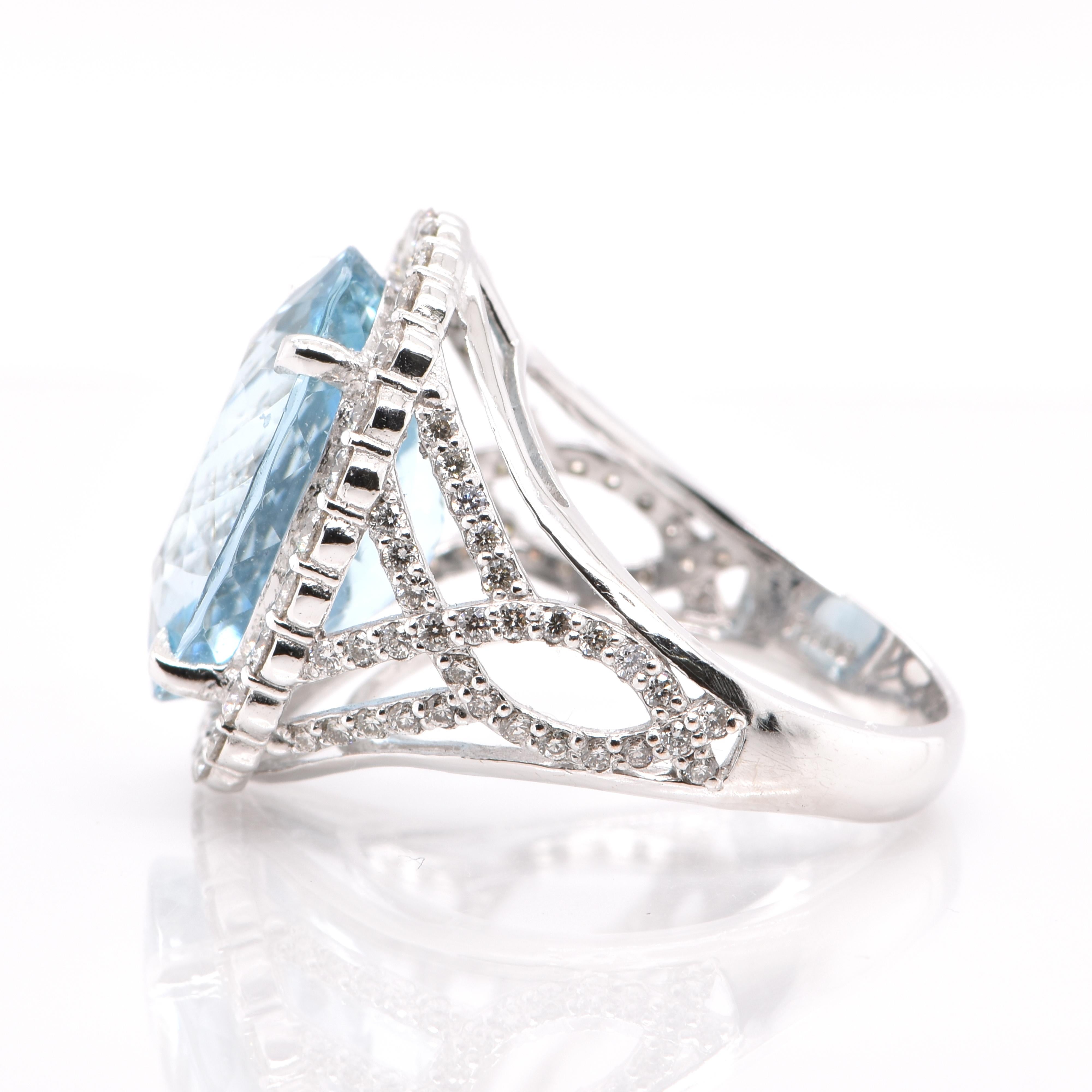 Modern 9.33 Carat Natural Aquamarine and Diamond Cocktail Ring Set in Platinum For Sale