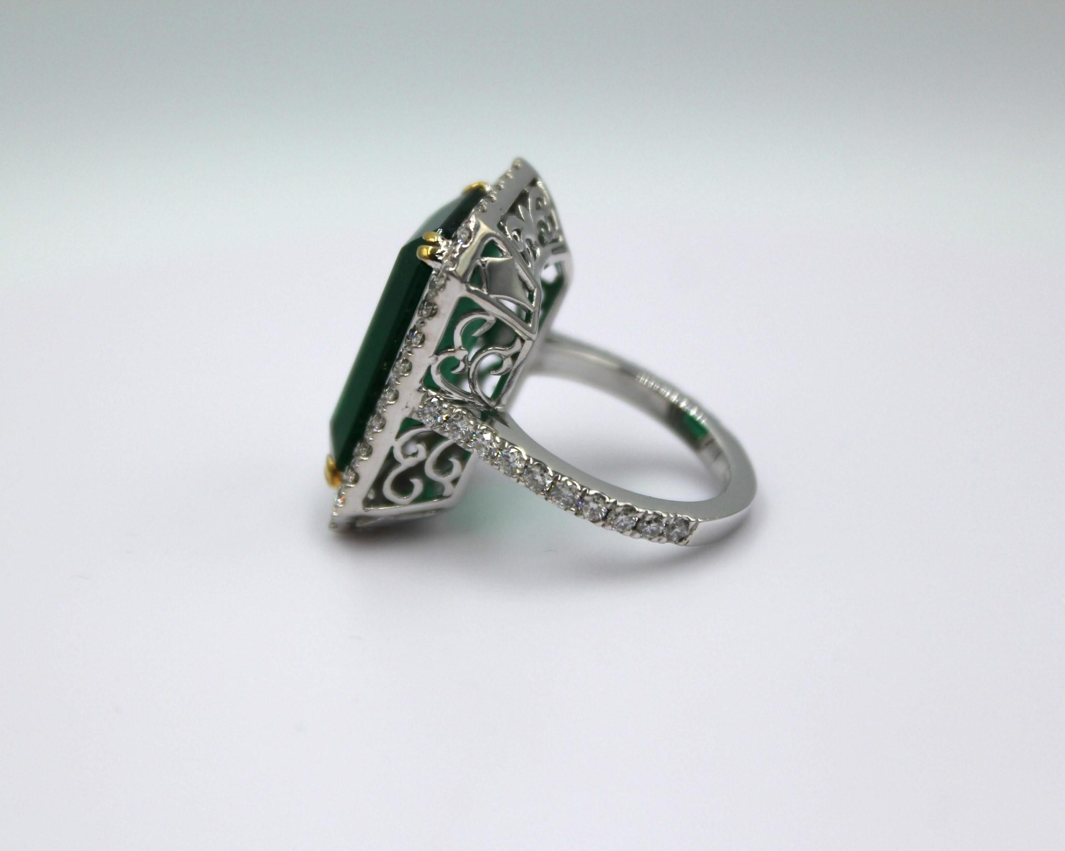 9.34 Carat Emerald & Diamond Ring For Sale 1
