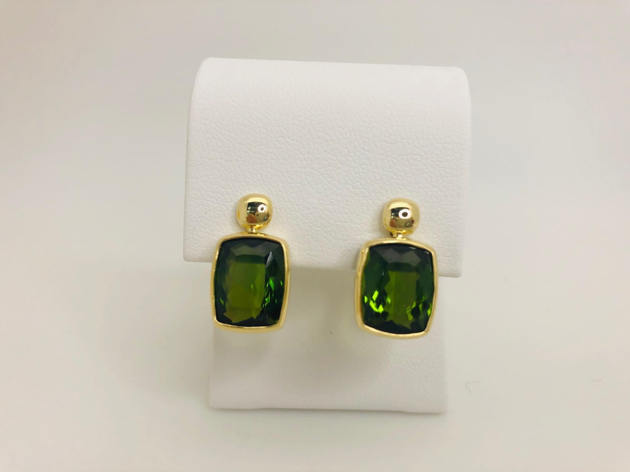 9,34 Karat Grüner Turmalin-Tropfen-Ohrringe aus Gelbgold Damen im Angebot