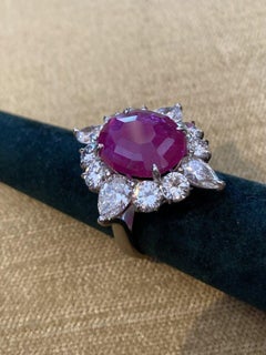 9,34 ct AGL Certified Unheated Burma Ruby Ring dans une monture de diamants en platine
